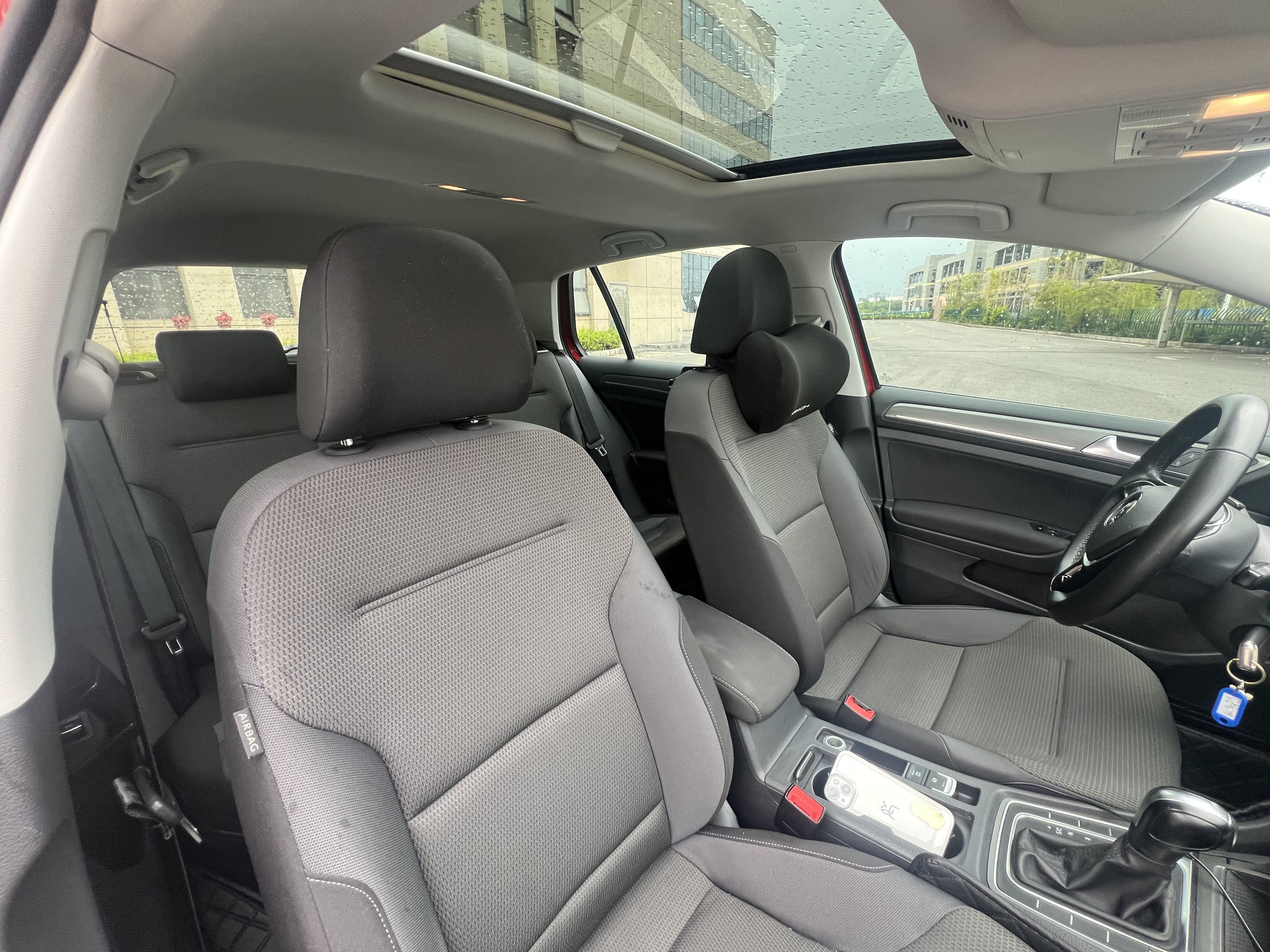 Volkswagen Golf 2016 car image #19