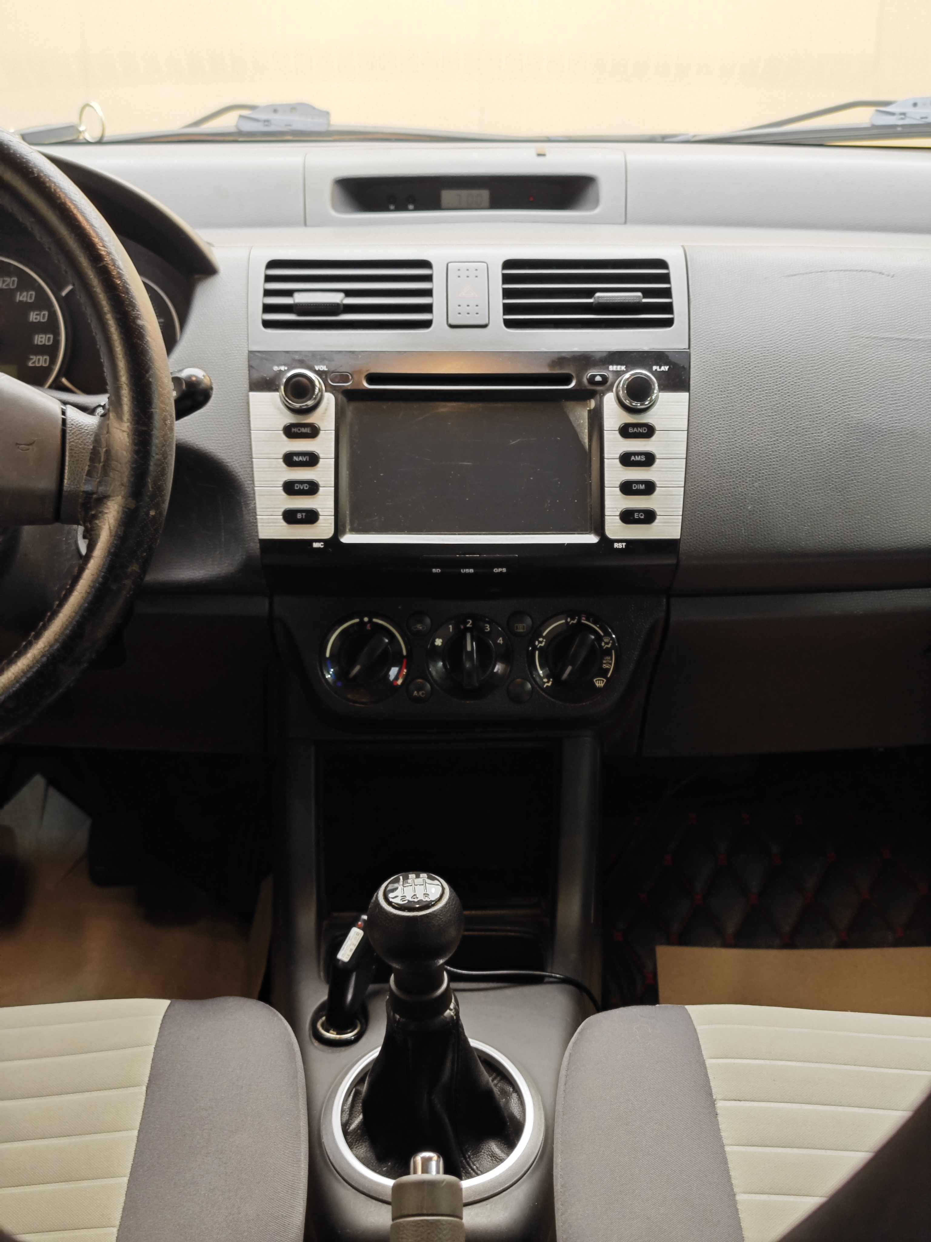 Suzuki Swift 2016 #19 Suzuki Swift 2016 car image #19