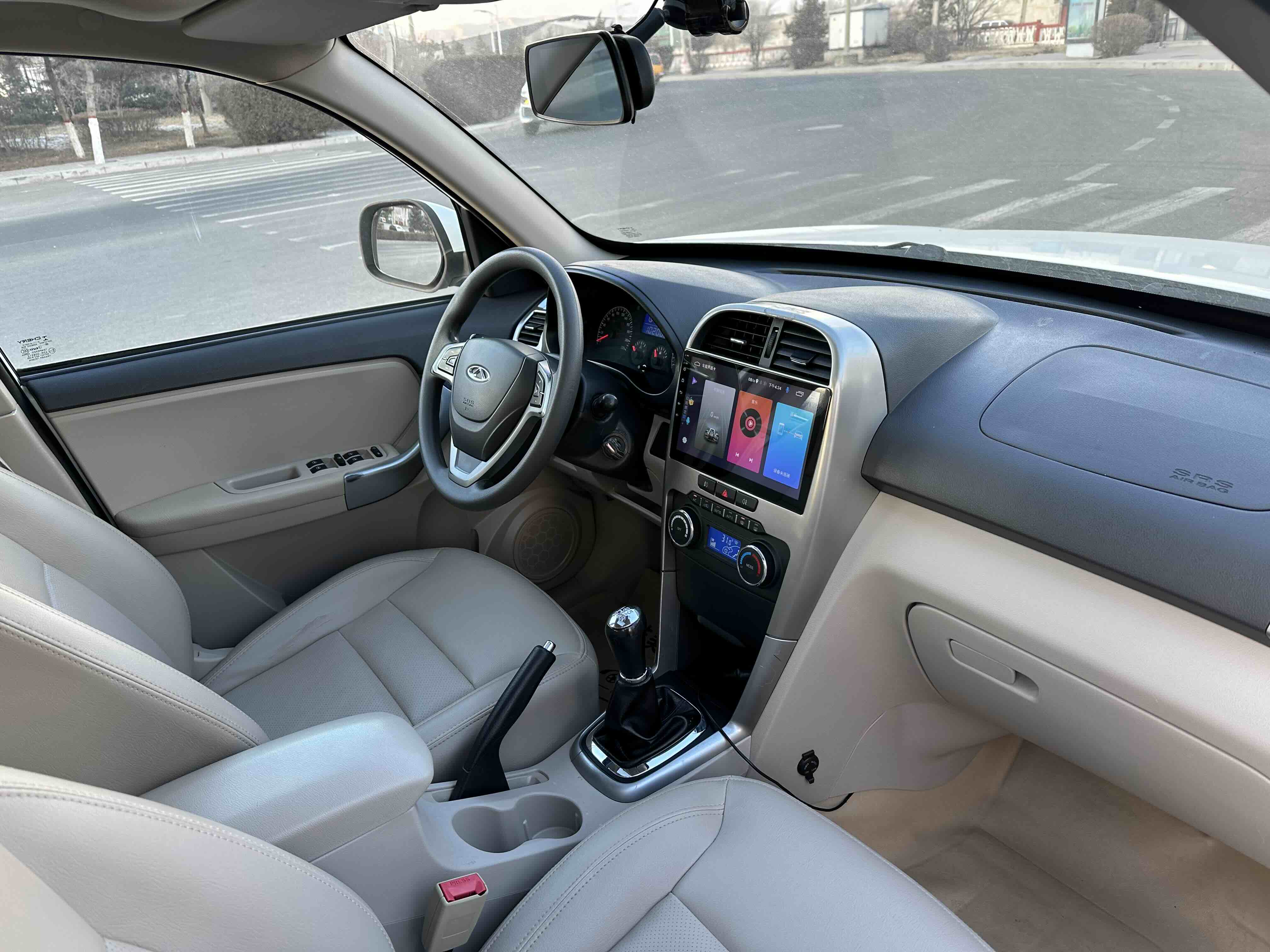 Tiggo 3 2014 car image #19