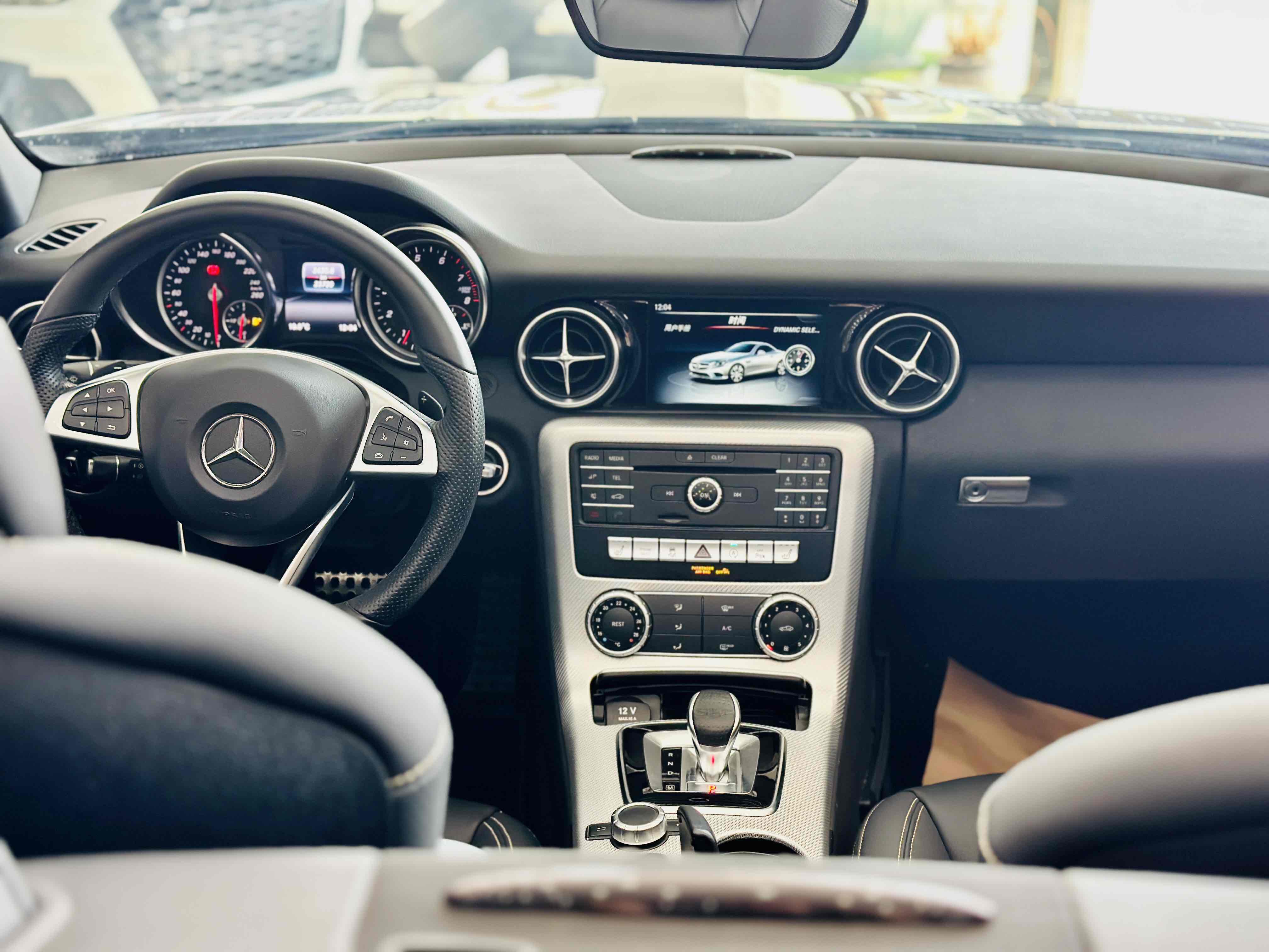 Mercedes-Benz SLC Class 2019 #19 Mercedes-Benz SLC Class 2019 car image #19