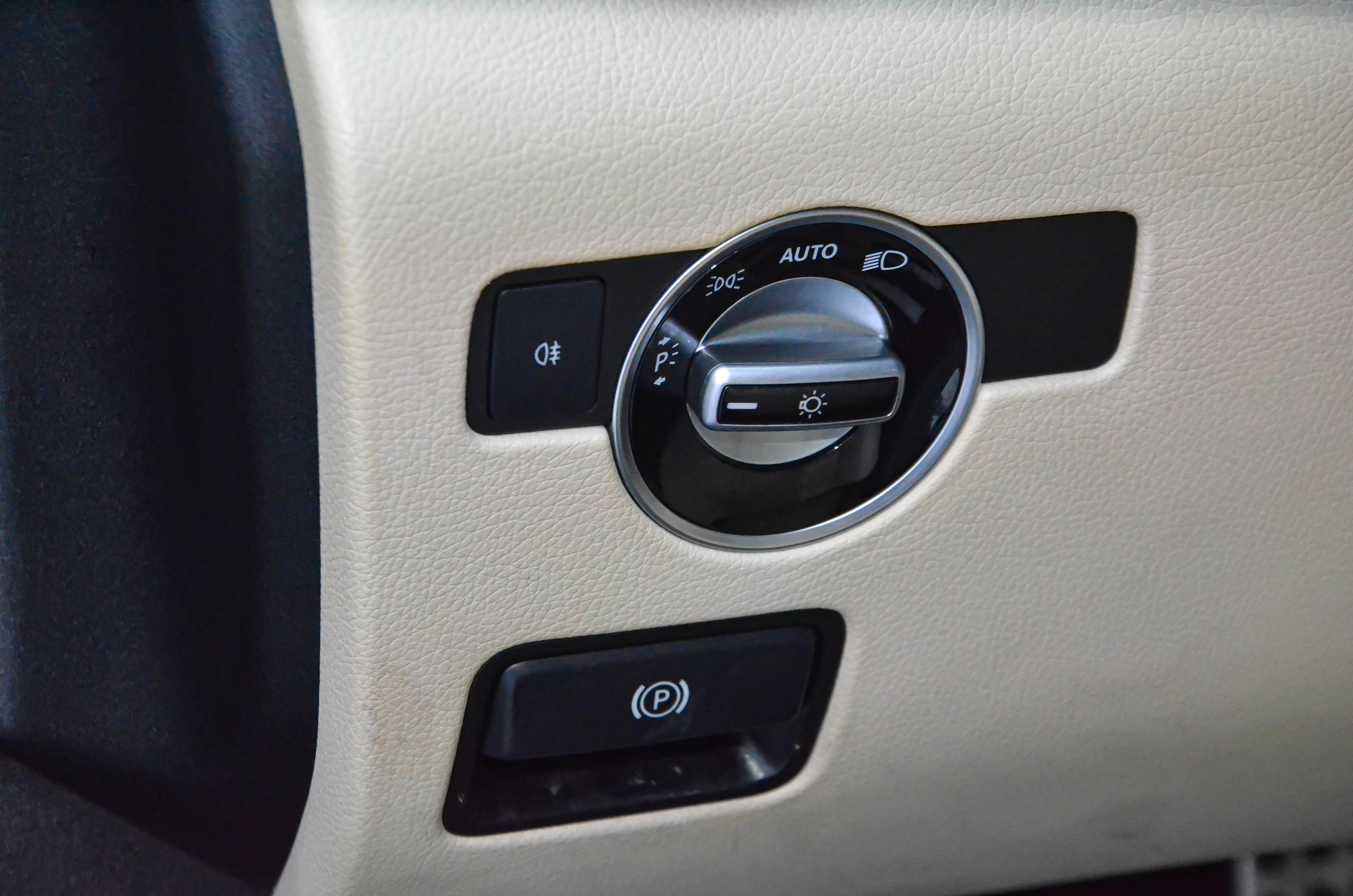 Mercedes-Benz SLC Class 2019 car image #19