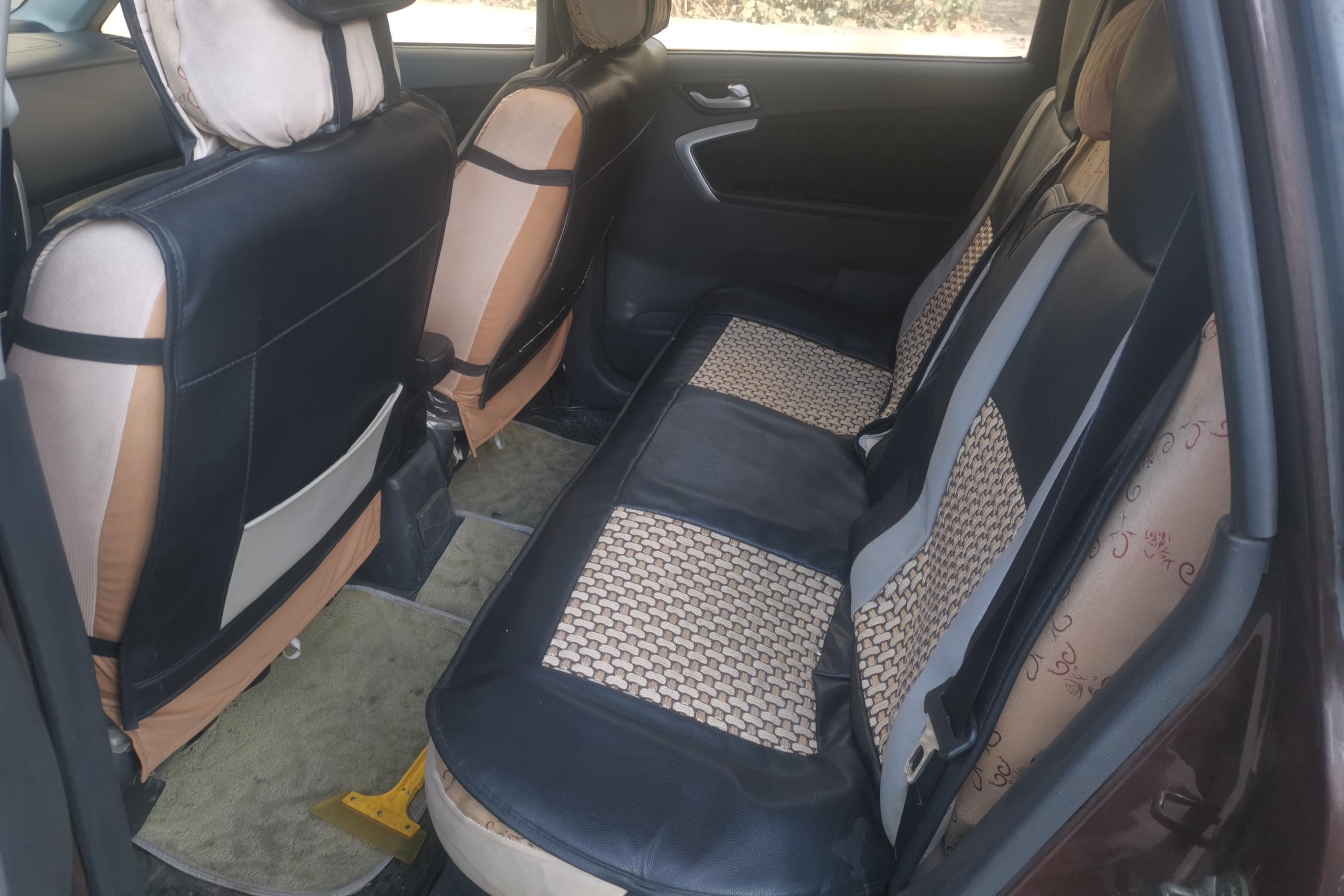 Suzuki Liana A6 2015 immagine di auto #19