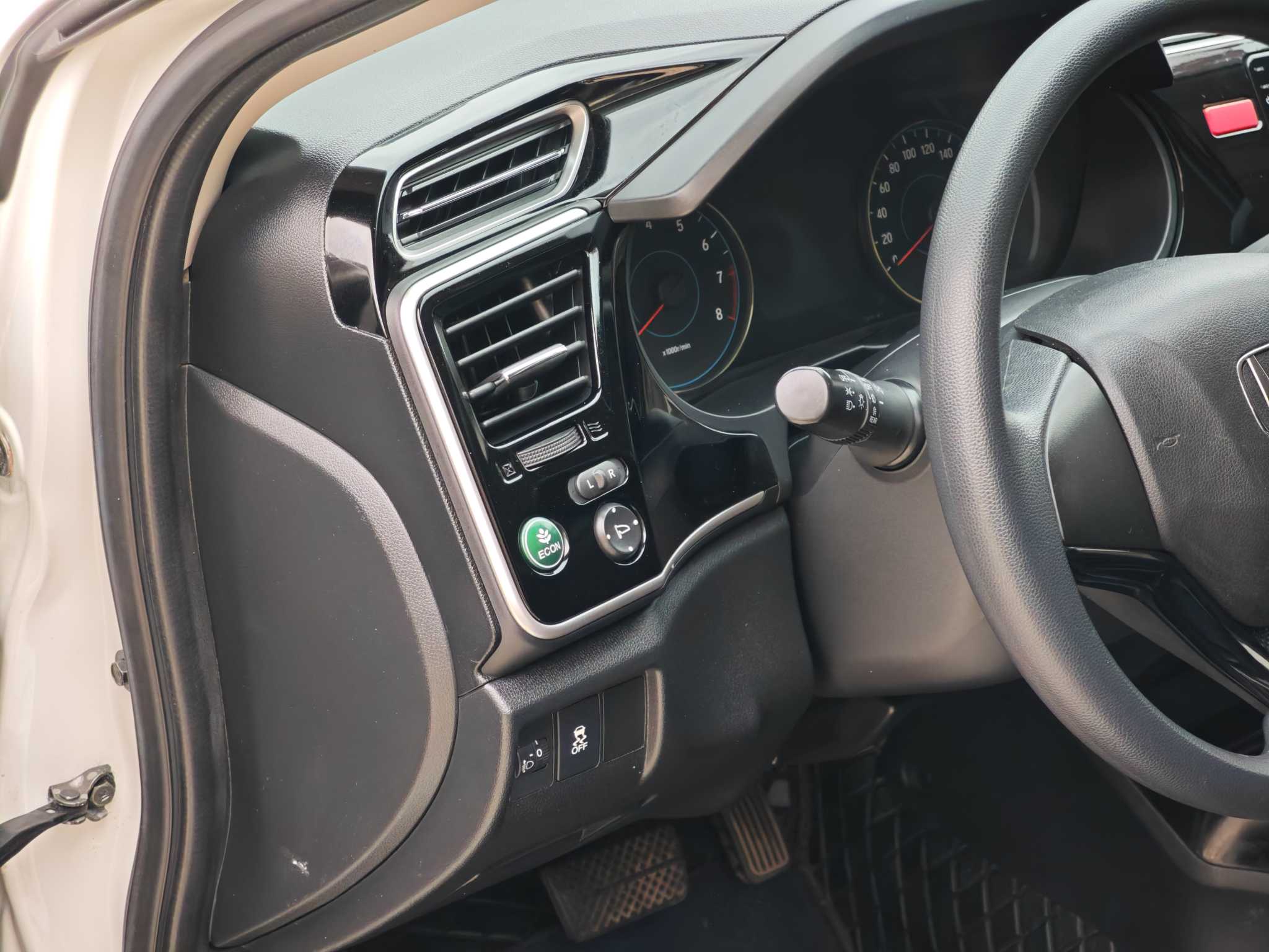 Honda Gienia 2019 car image #19