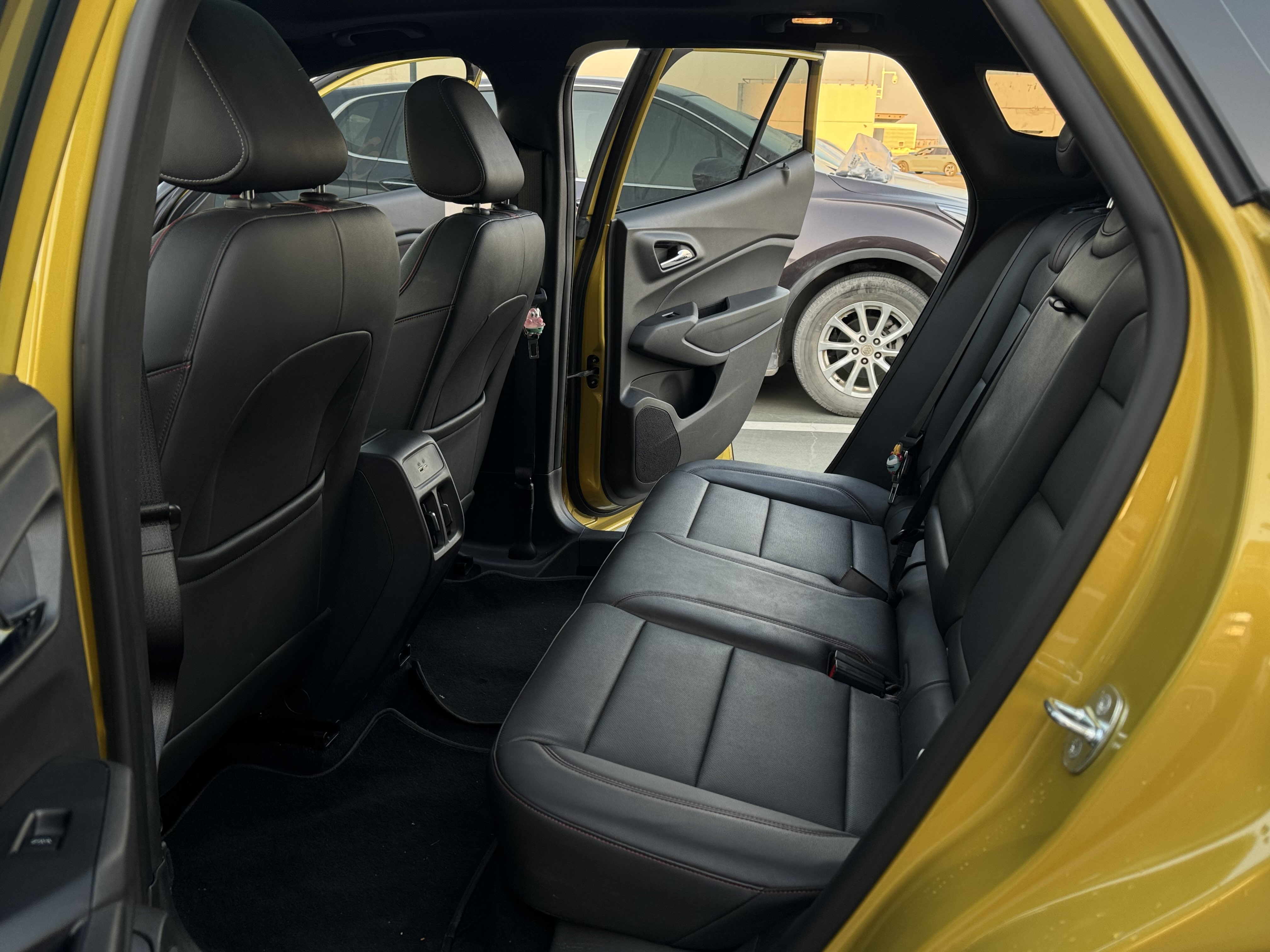 Mercedes-Benz Maybach S Class New Energy 2024 car image #19