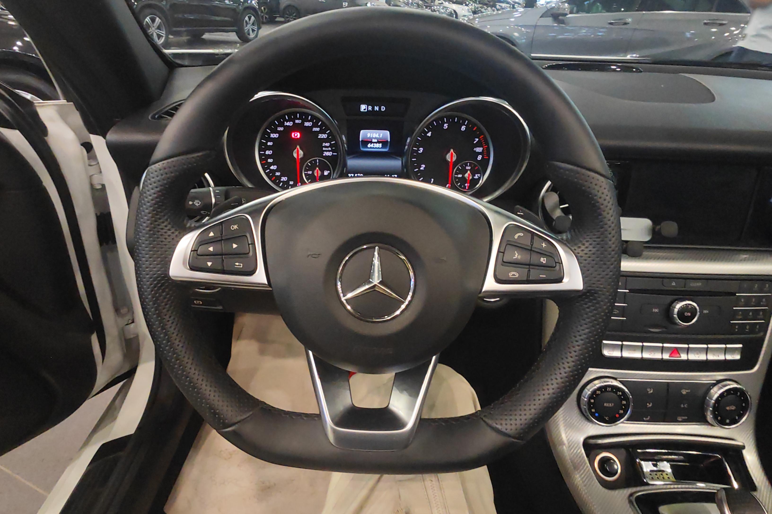 Mercedes-Benz SLC Class 2017 car image #19