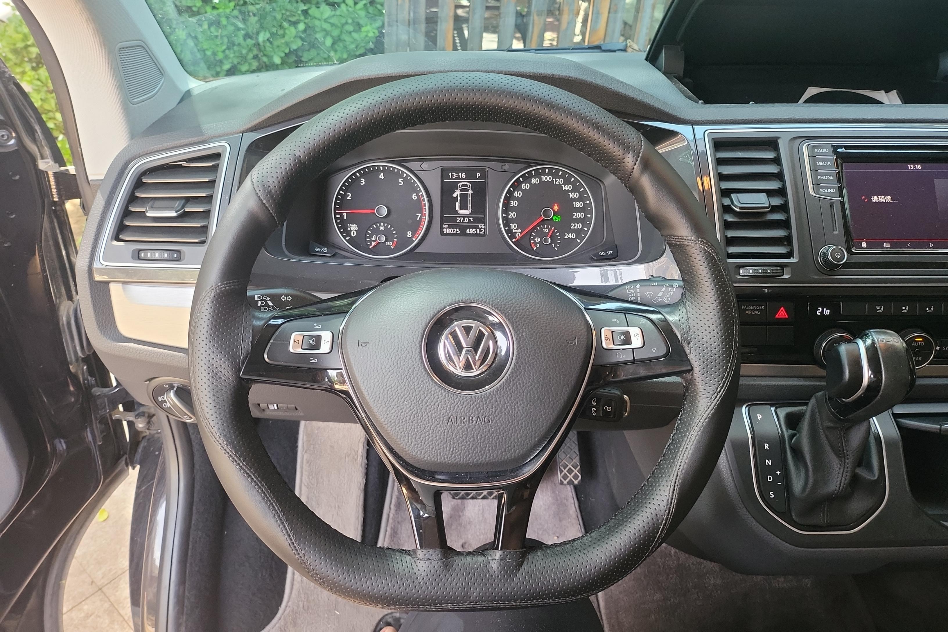 Volkswagen Caravelle 2020 car image #19