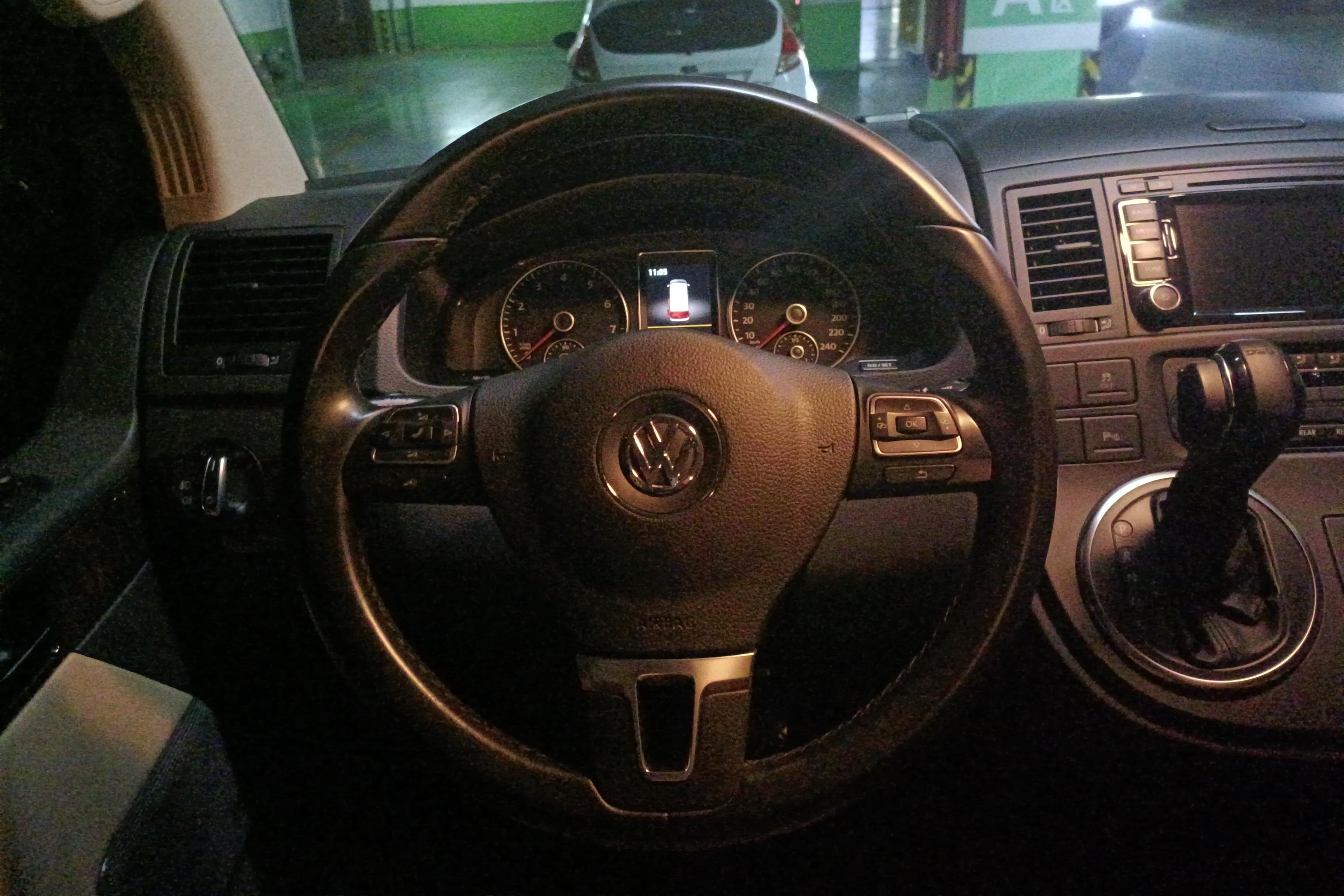 Volkswagen Multivan 2015 #19 Volkswagen Multivan 2015 imagem de carro #19