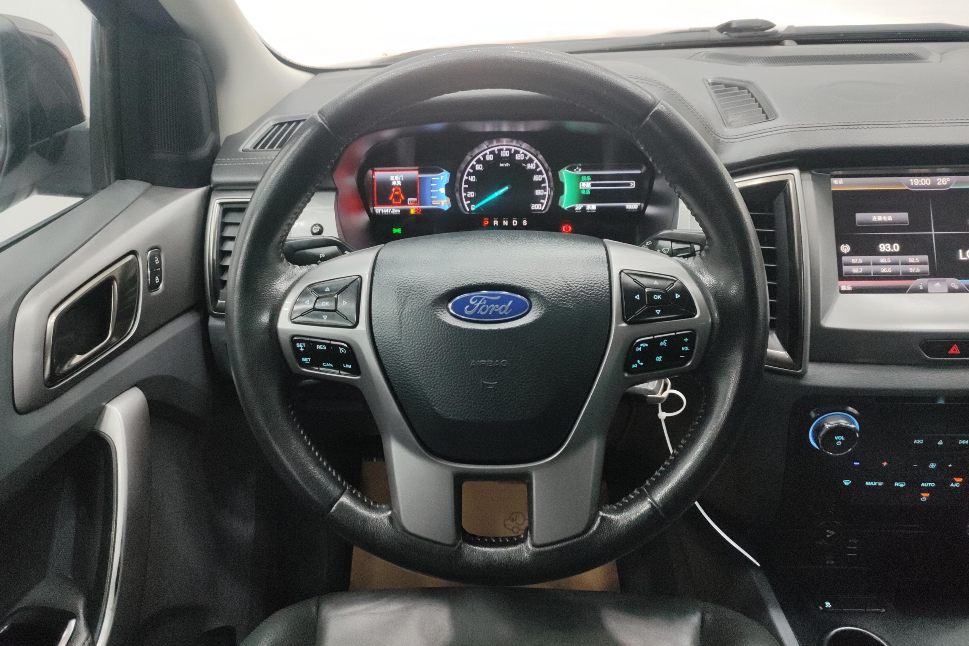 Ford Everest 2016 #19 Ford Everest 2016 صورة سيارة #19