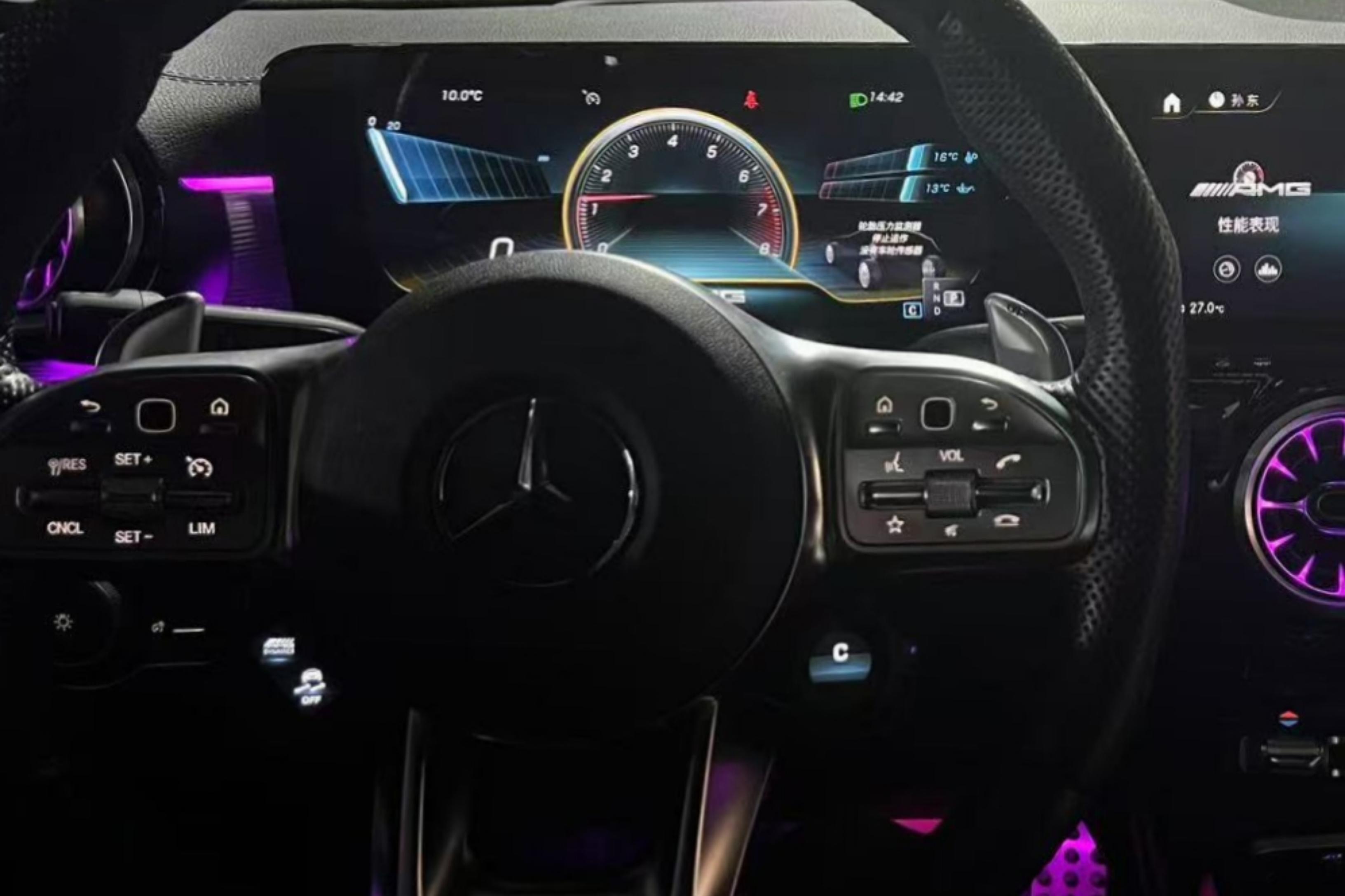 Mercedes-Benz A AMG 2022 #19 Mercedes-Benz A AMG 2022 car image #19