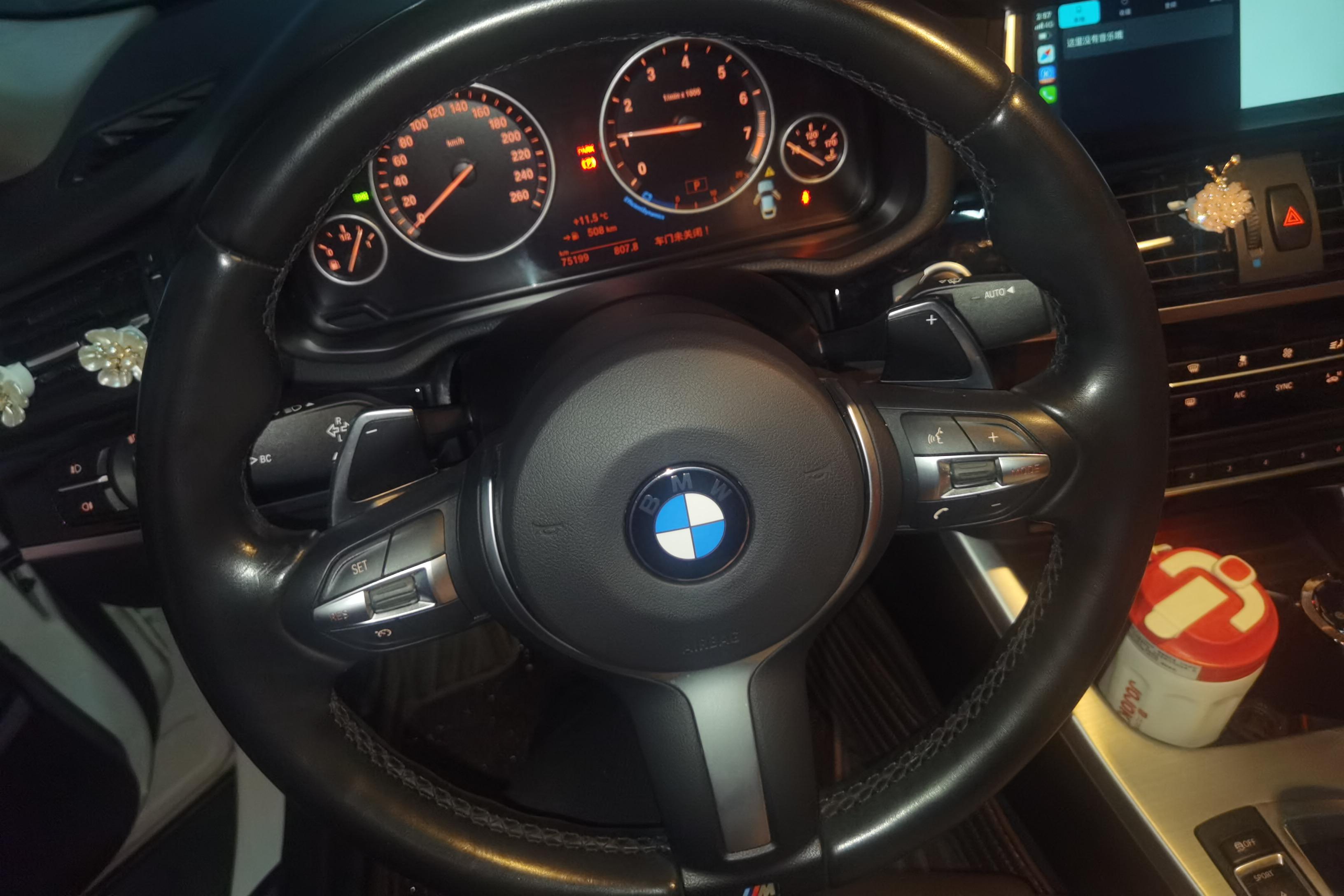 BMW X4 M40i 2017 car image #19