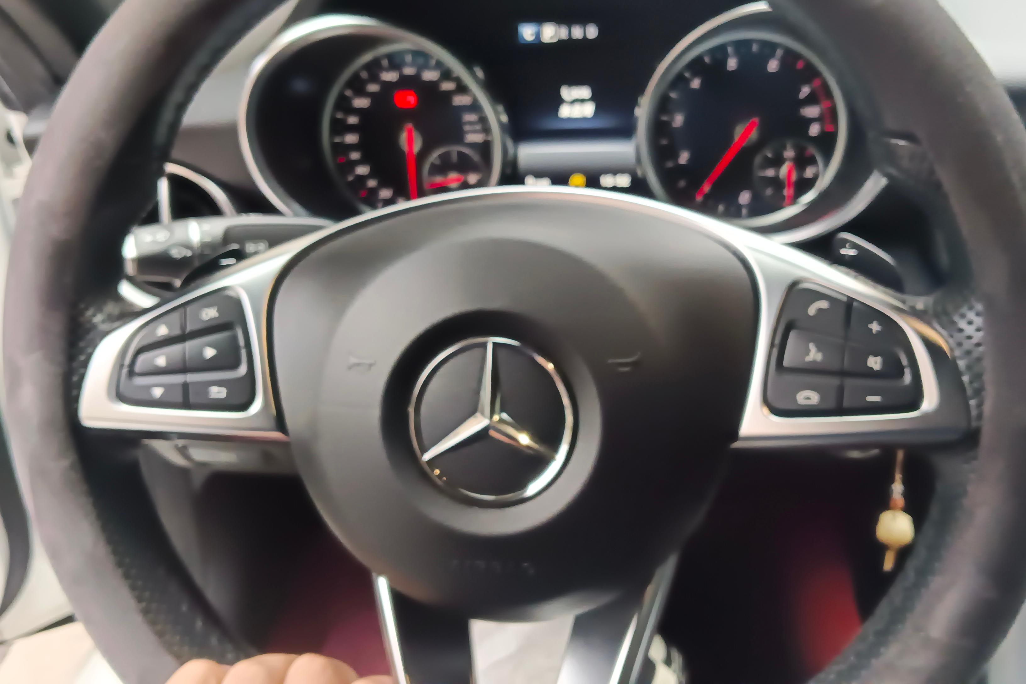 Mercedes-Benz SLC Class 2018 #19 Mercedes-Benz SLC Class 2018 car image #19