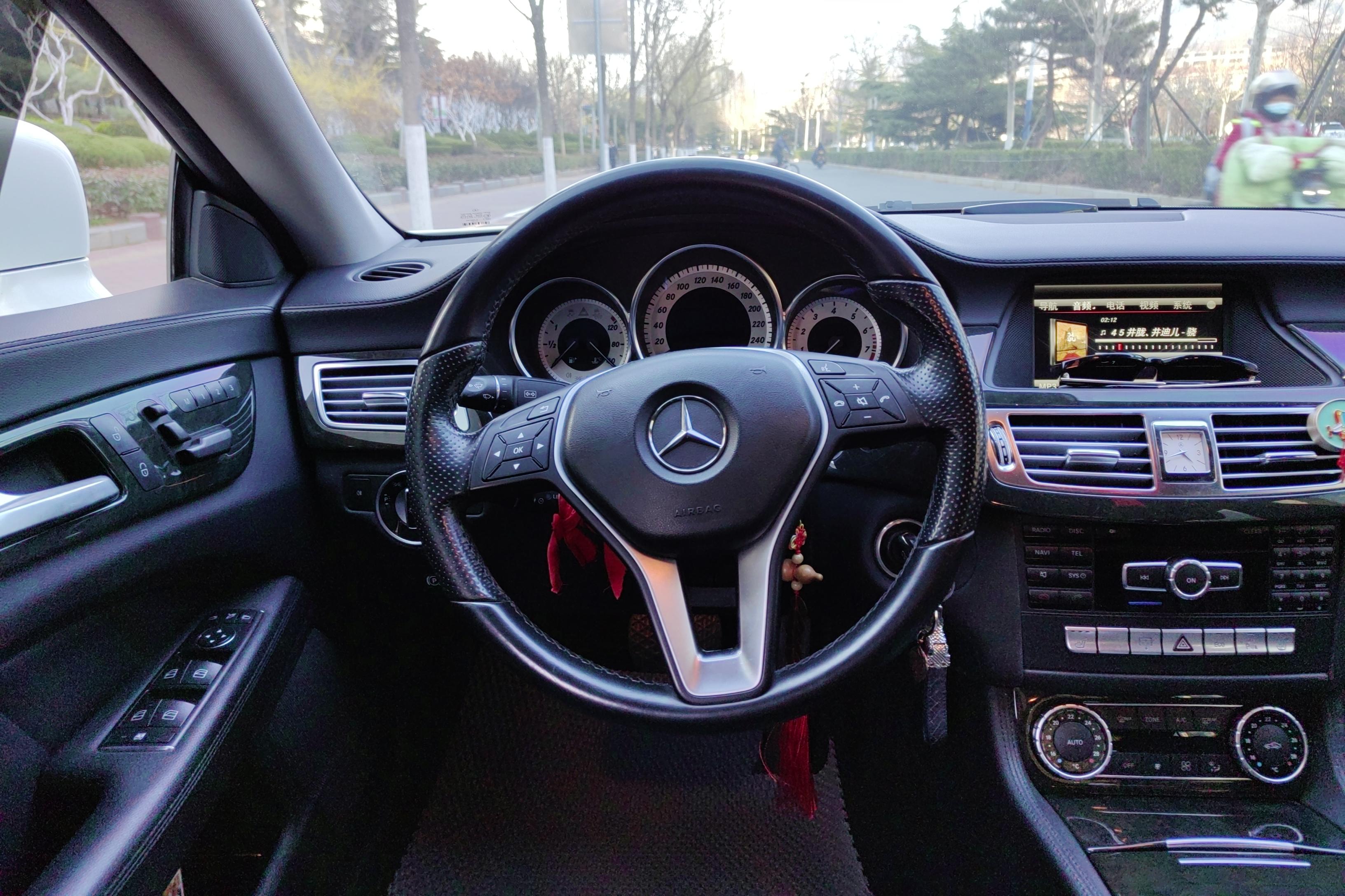 Mercedes-Benz CLS AMG 2015 car image #19