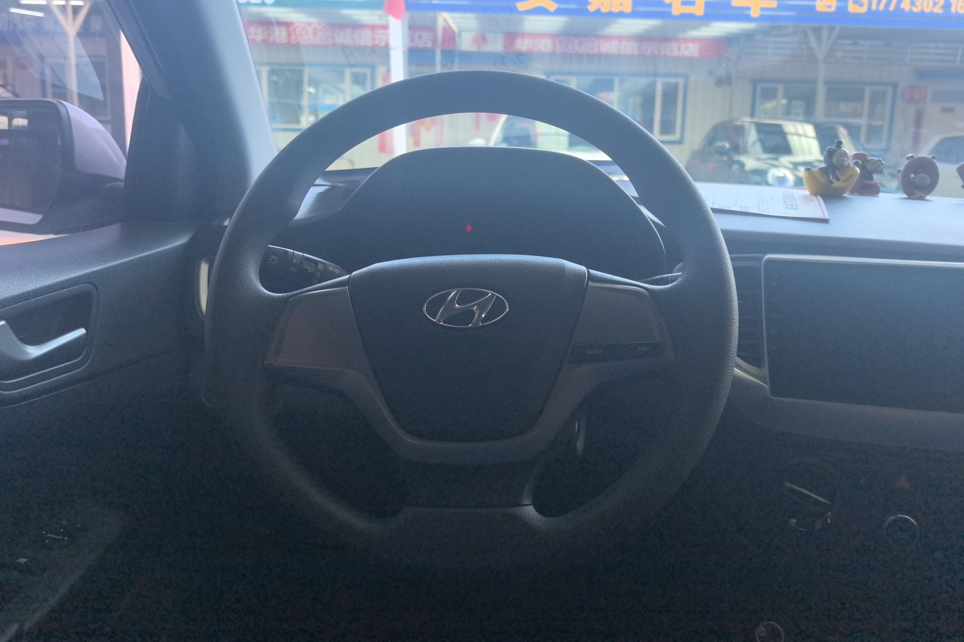 Hyundai Verna 2018 #19 Hyundai Verna 2018 car image #19
