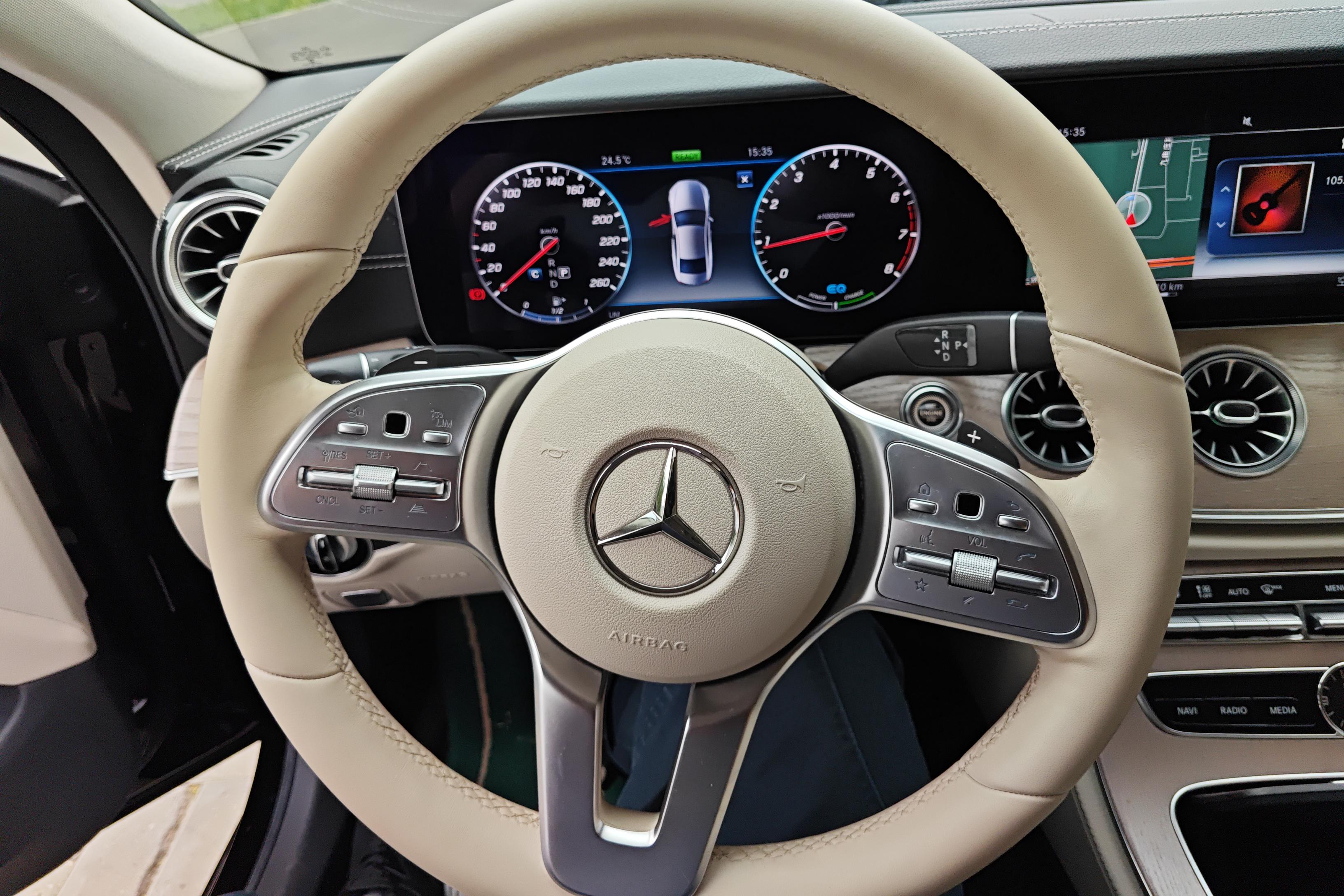 Mercedes-Benz CLS AMG 2018 car image #19