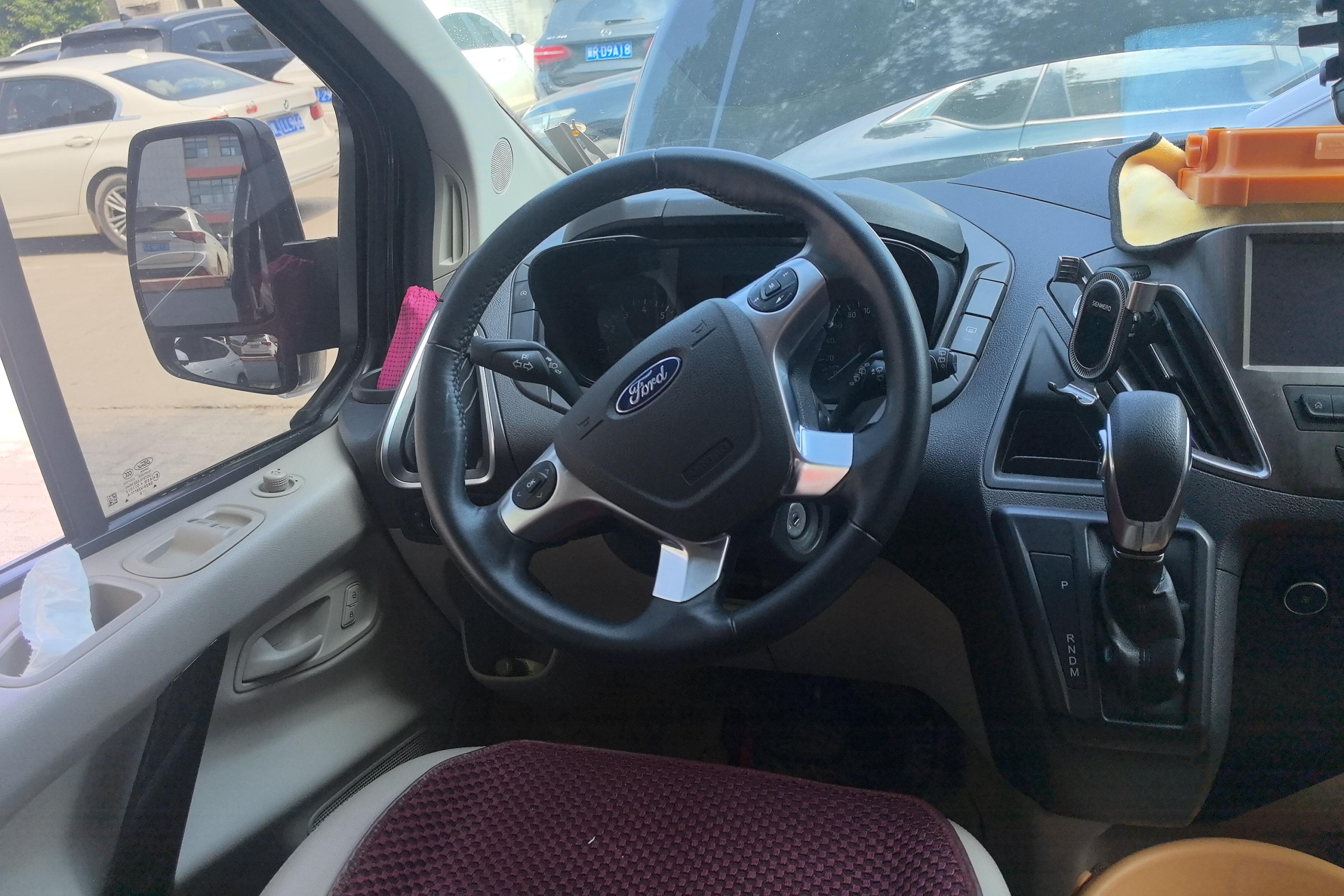 Ford Tourneo 2022 car image #19