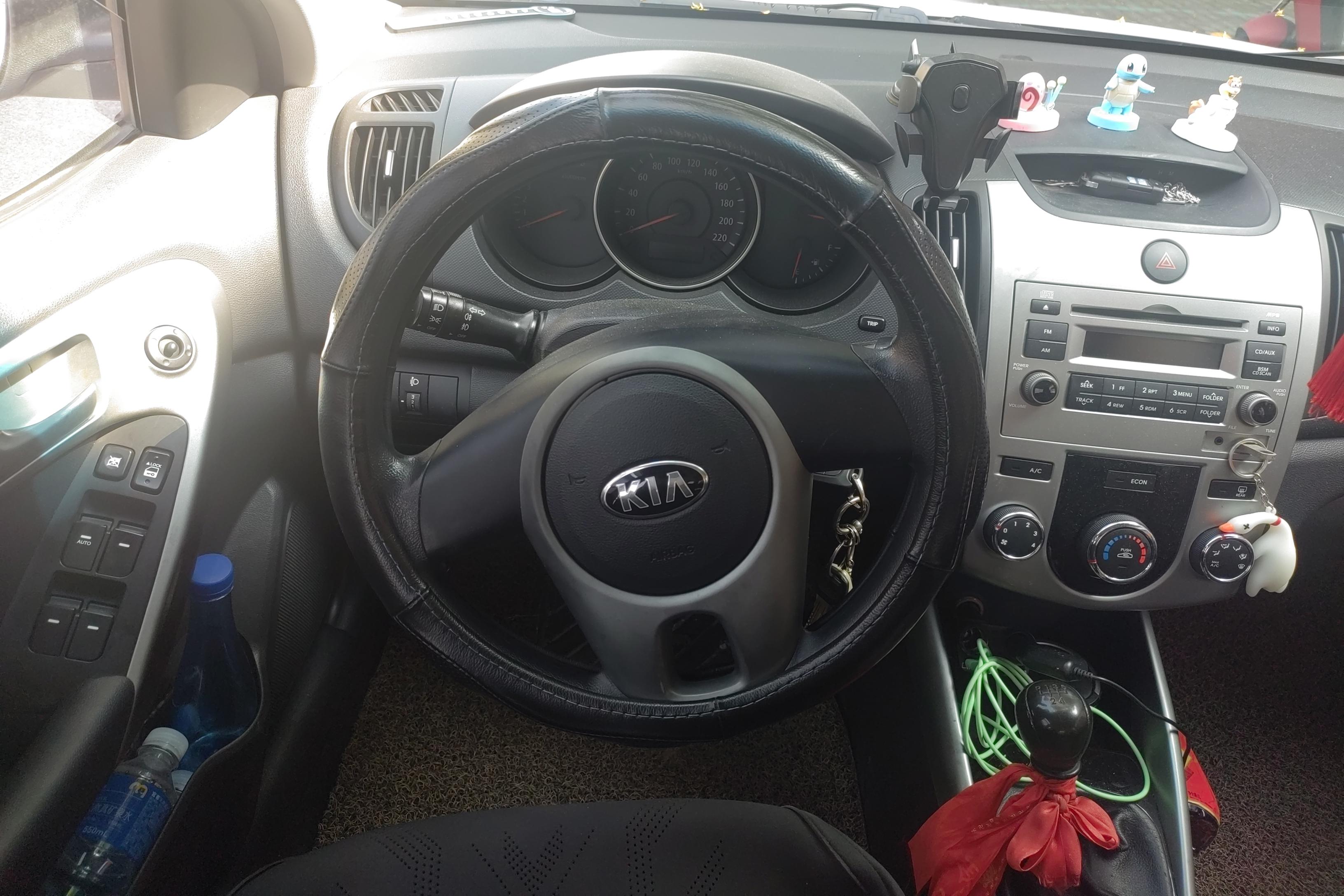 Kia Forte 2015 imagen de coche #19