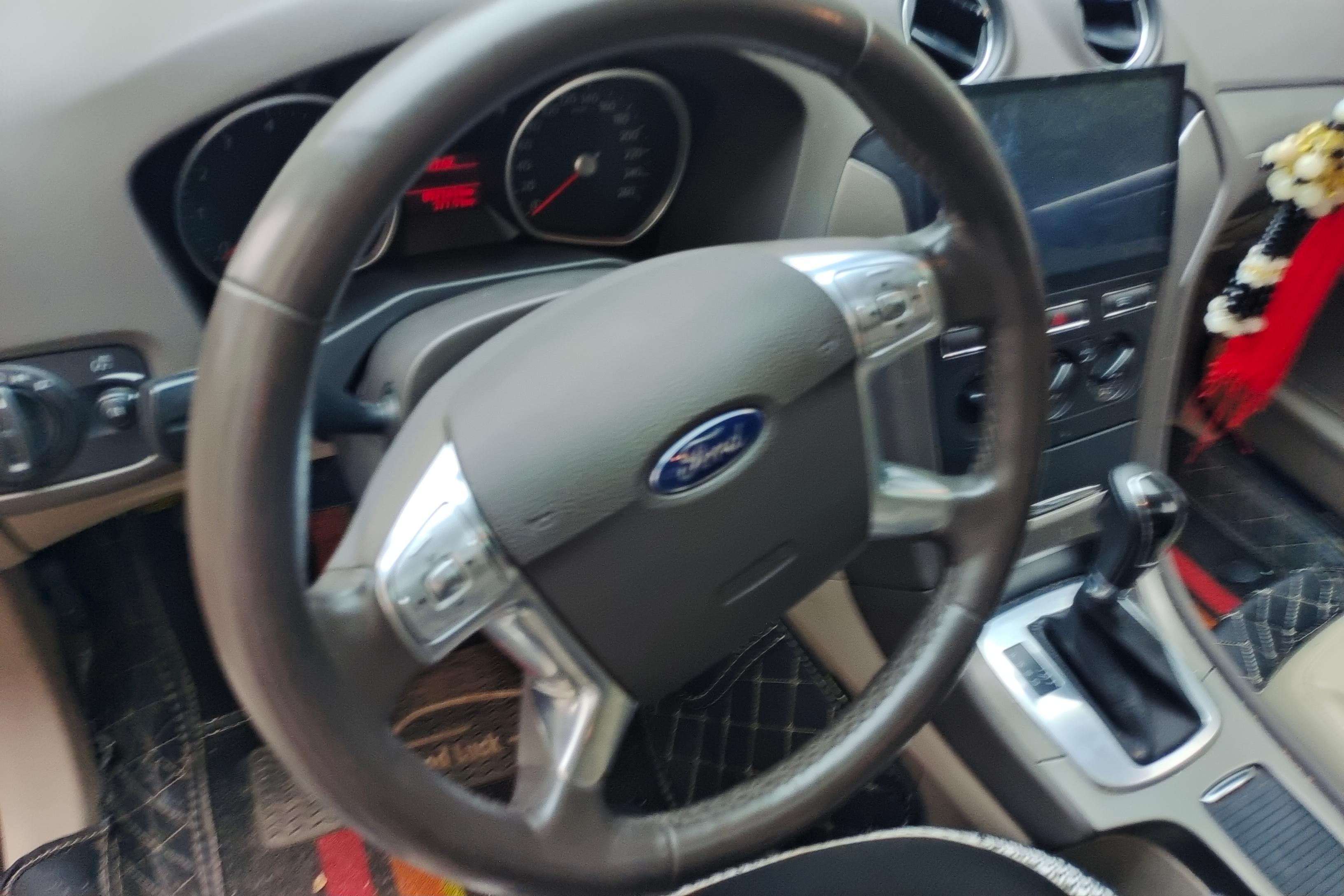 Ford Zhisheng 2016 #19 Ford Zhisheng 2016 car image #19