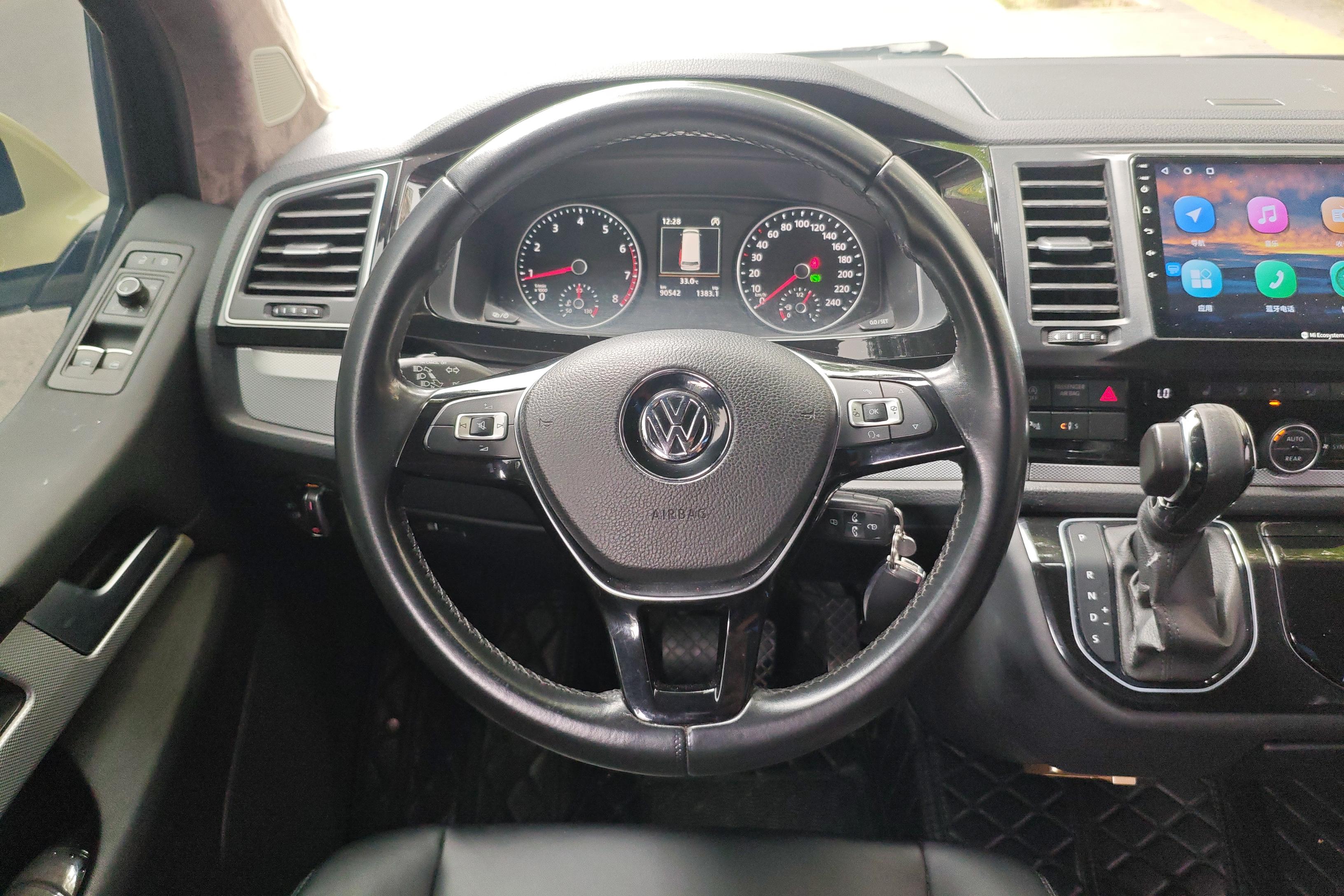 Volkswagen Multivan 2017 #19 Volkswagen Multivan 2017 imagem de carro #19