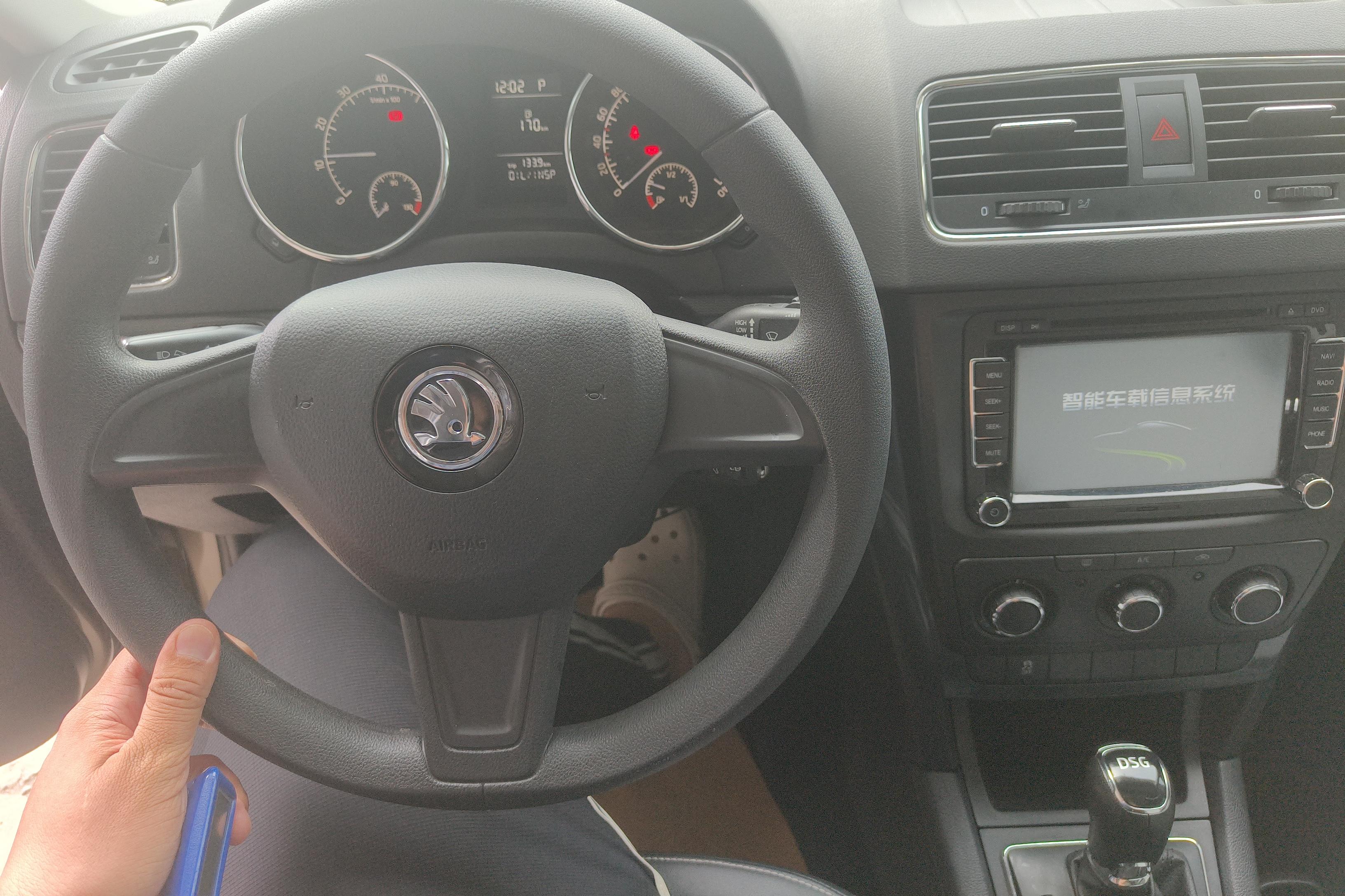 Skoda Yeti 2016 car image #19