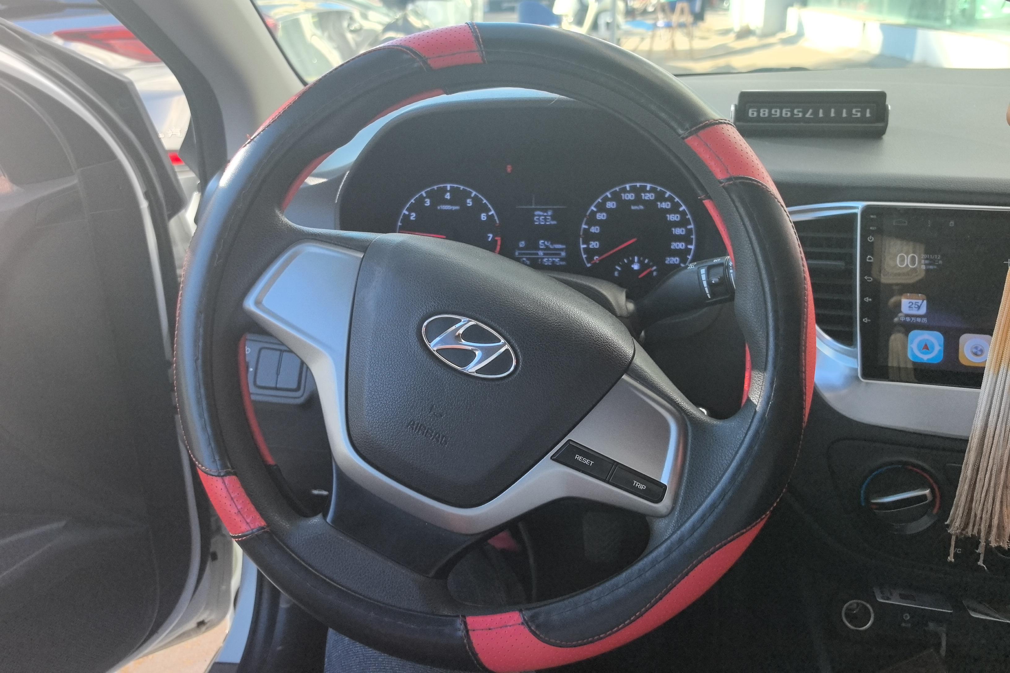 Hyundai Verna 2017 car image #19