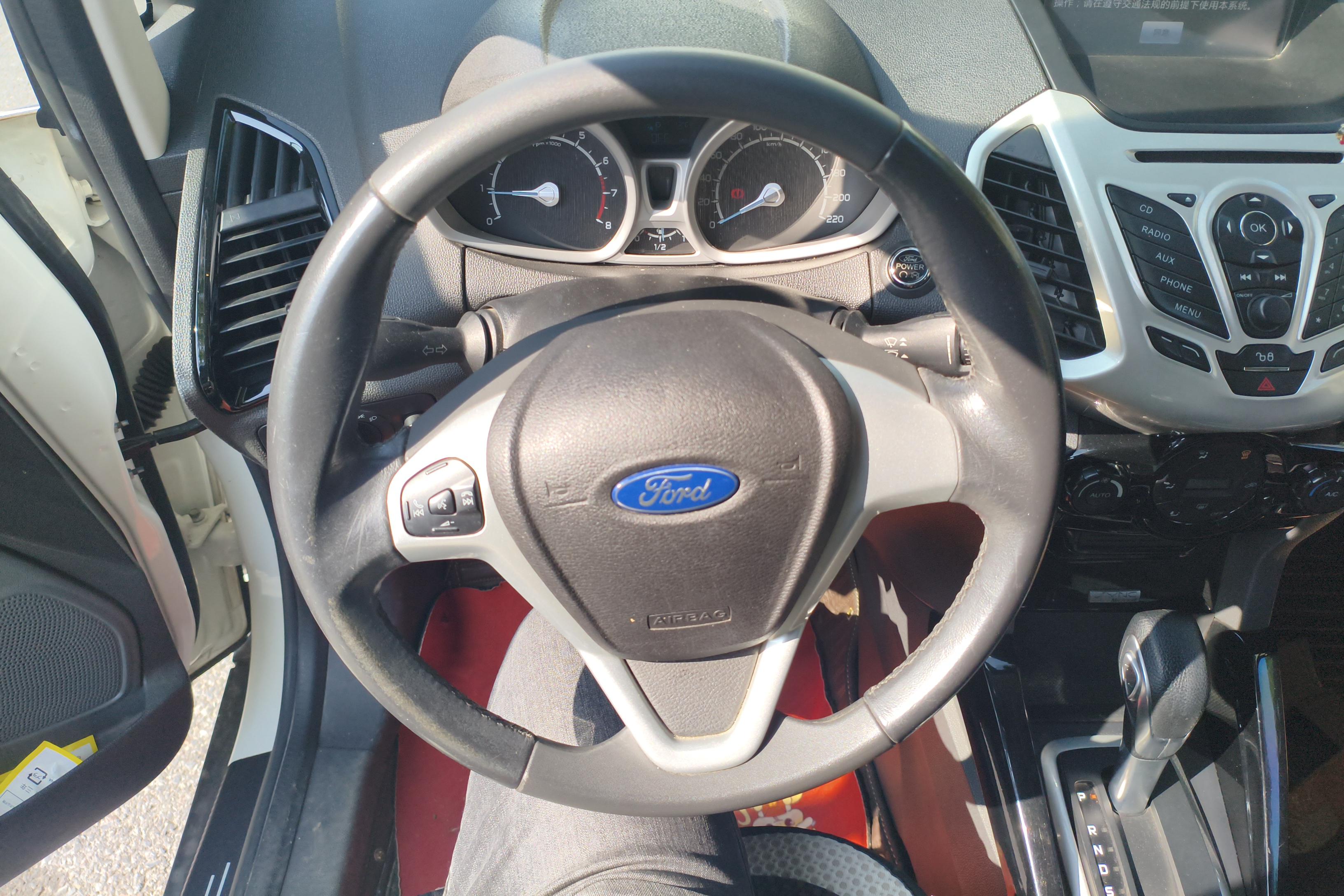 Ford EcoSport 2015 car image #19