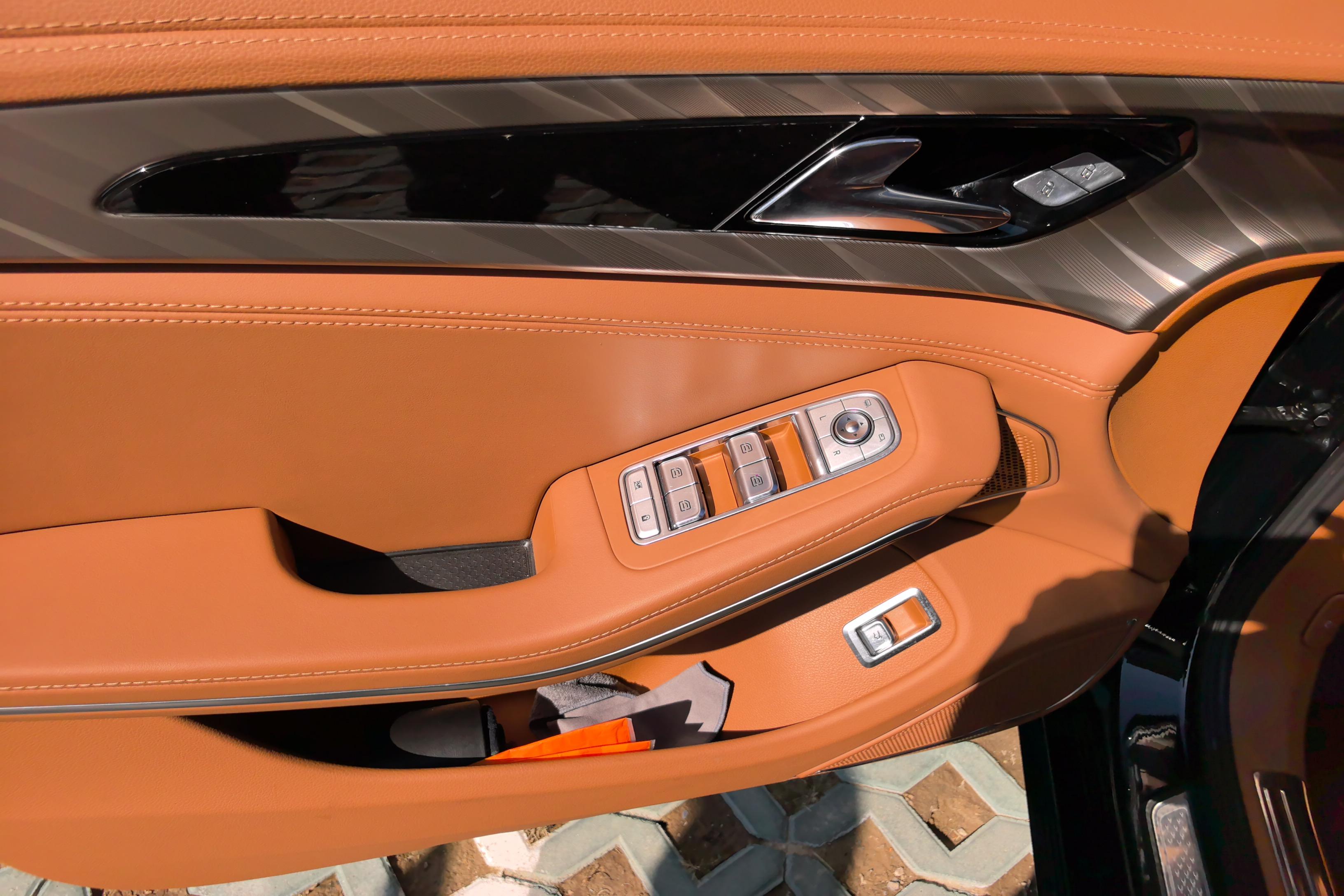 HongQi H9 2024 car image #19