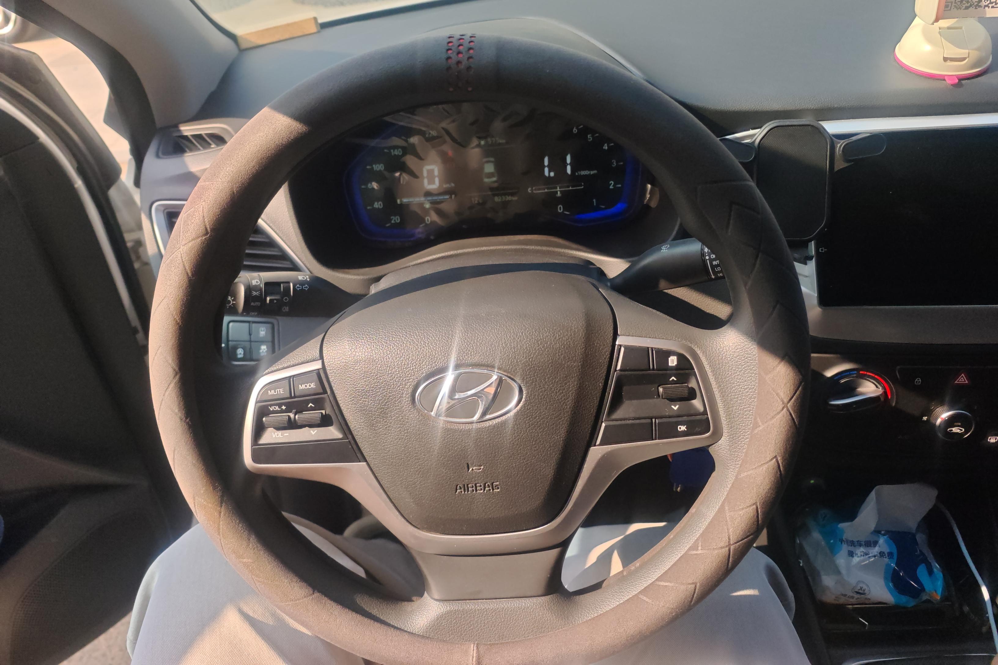 Hyundai Verna 2022 car image #19