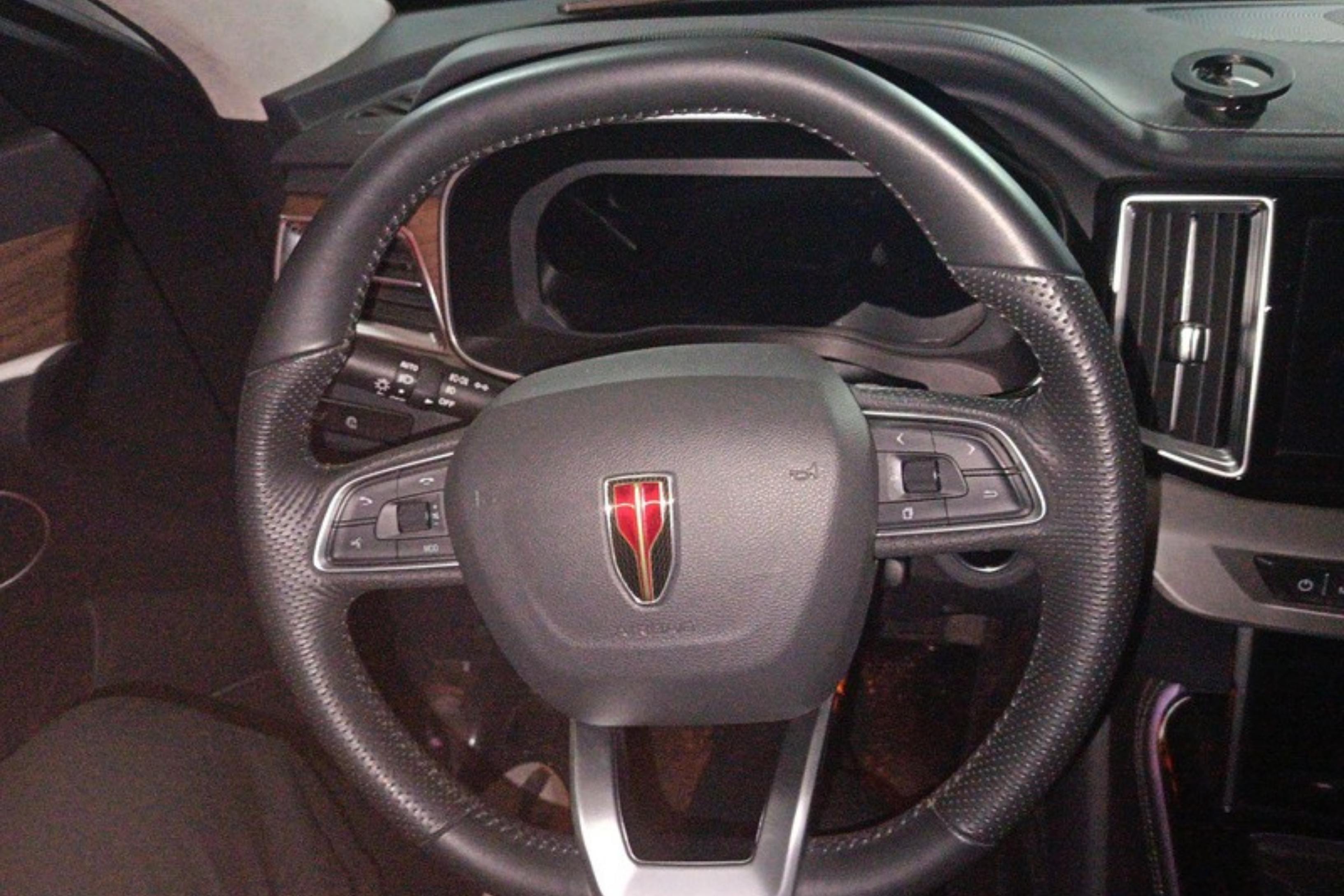 HongQi HS7 2023 car image #19