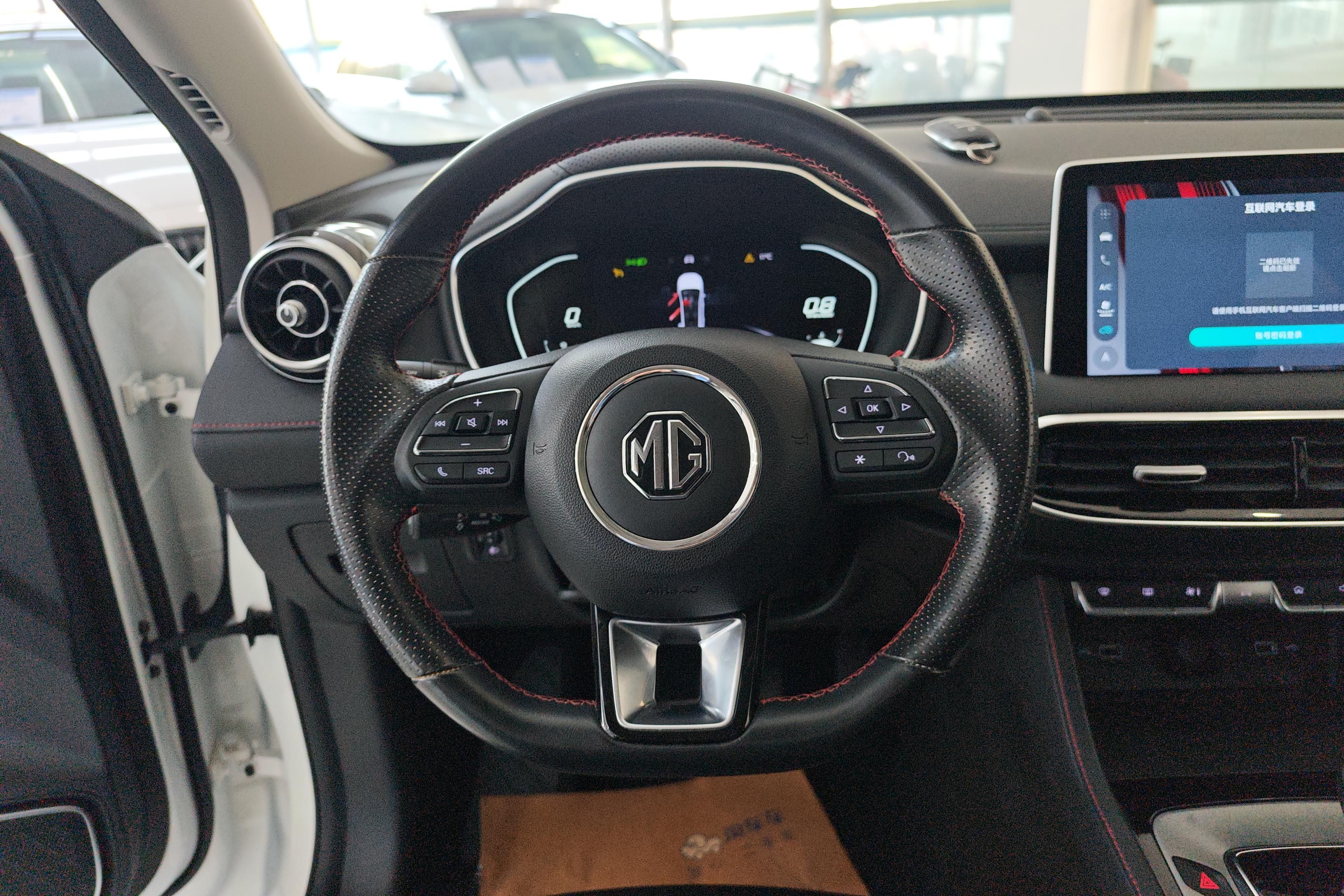 MG Pilot New Energy 2021 #19 MG Pilot New Energy 2021 car image #19