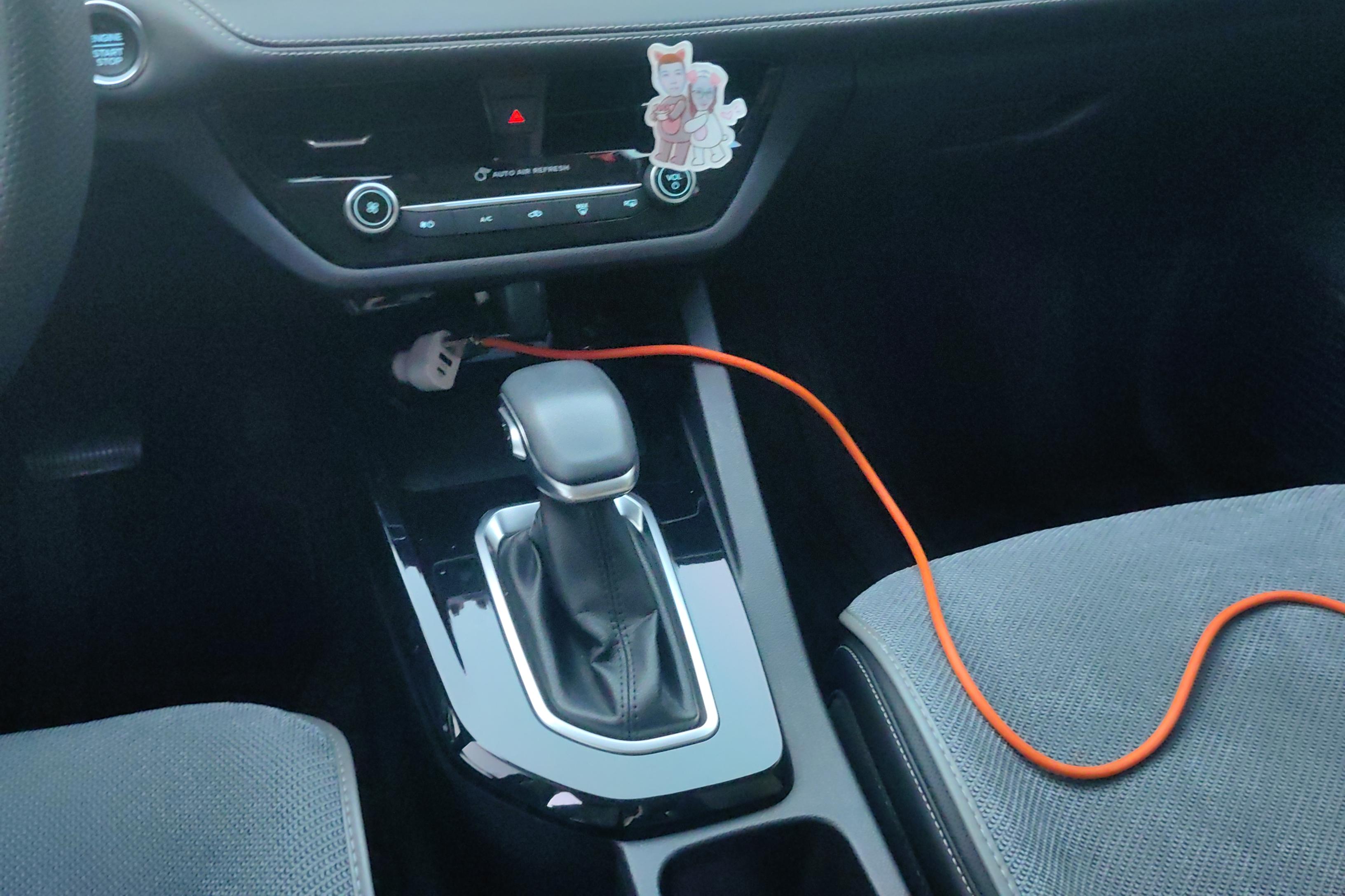 Ford Escort 2022 #19 Ford Escort 2022 car image #19