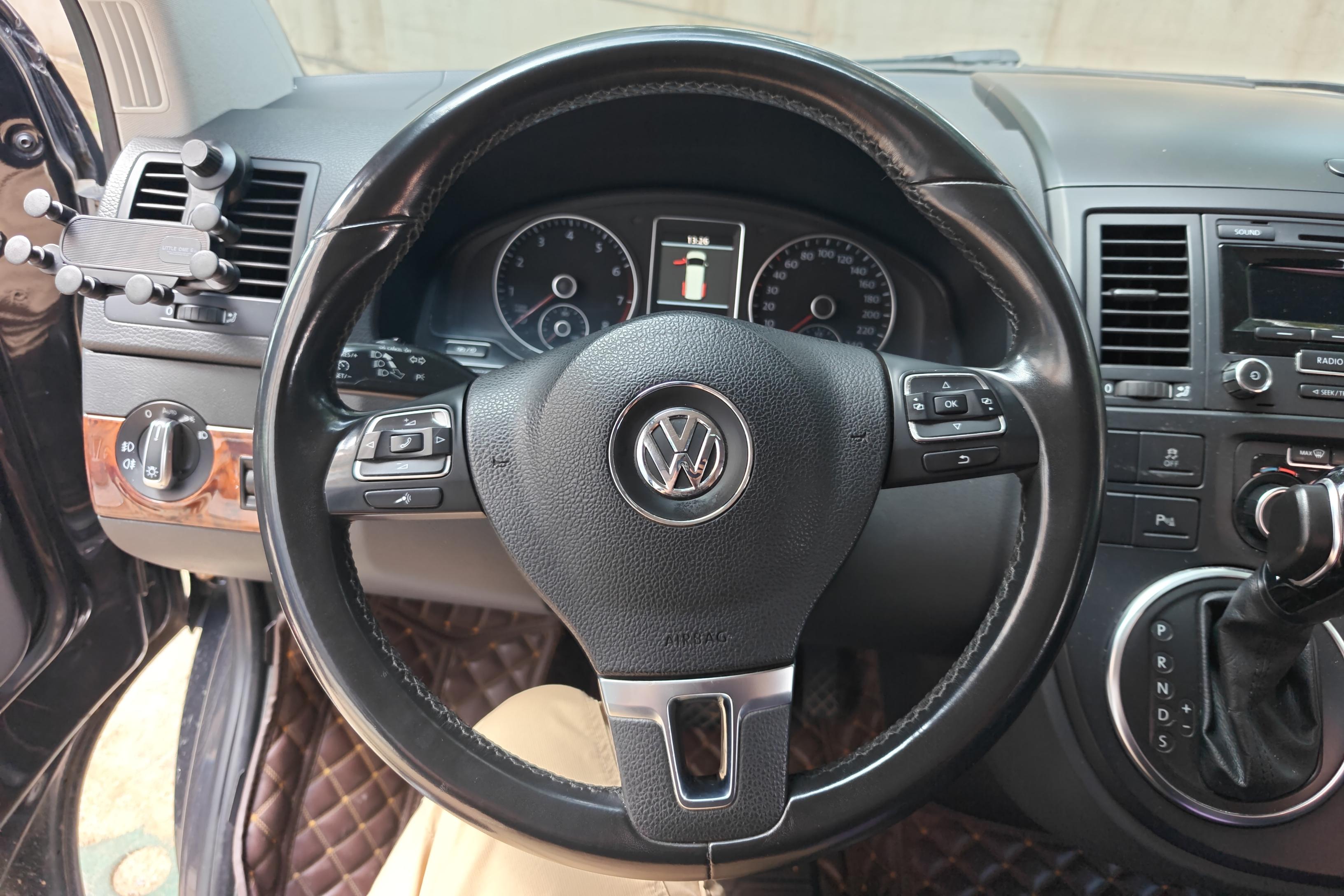 Volkswagen Multivan 2014 #19 Volkswagen Multivan 2014 imagem de carro #19