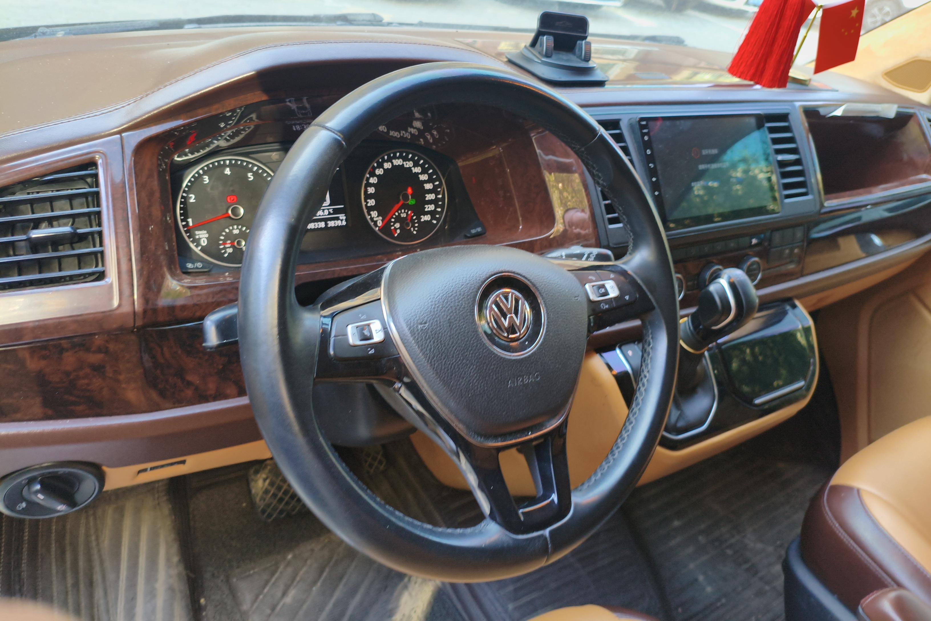 Volkswagen Caravelle 2018 #19 Volkswagen Caravelle 2018 car image #19