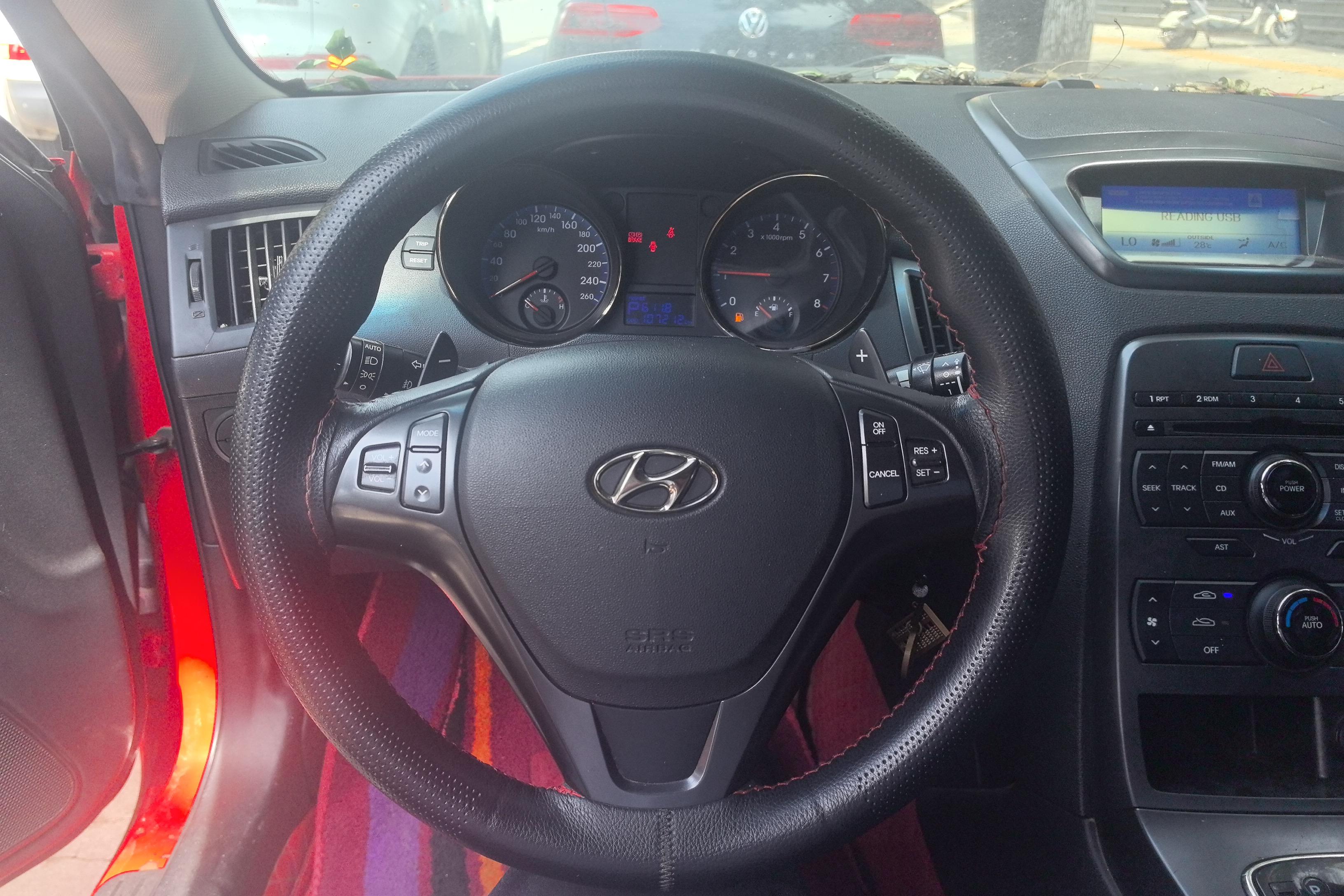 Hyundai Rohens 2011 car image #19