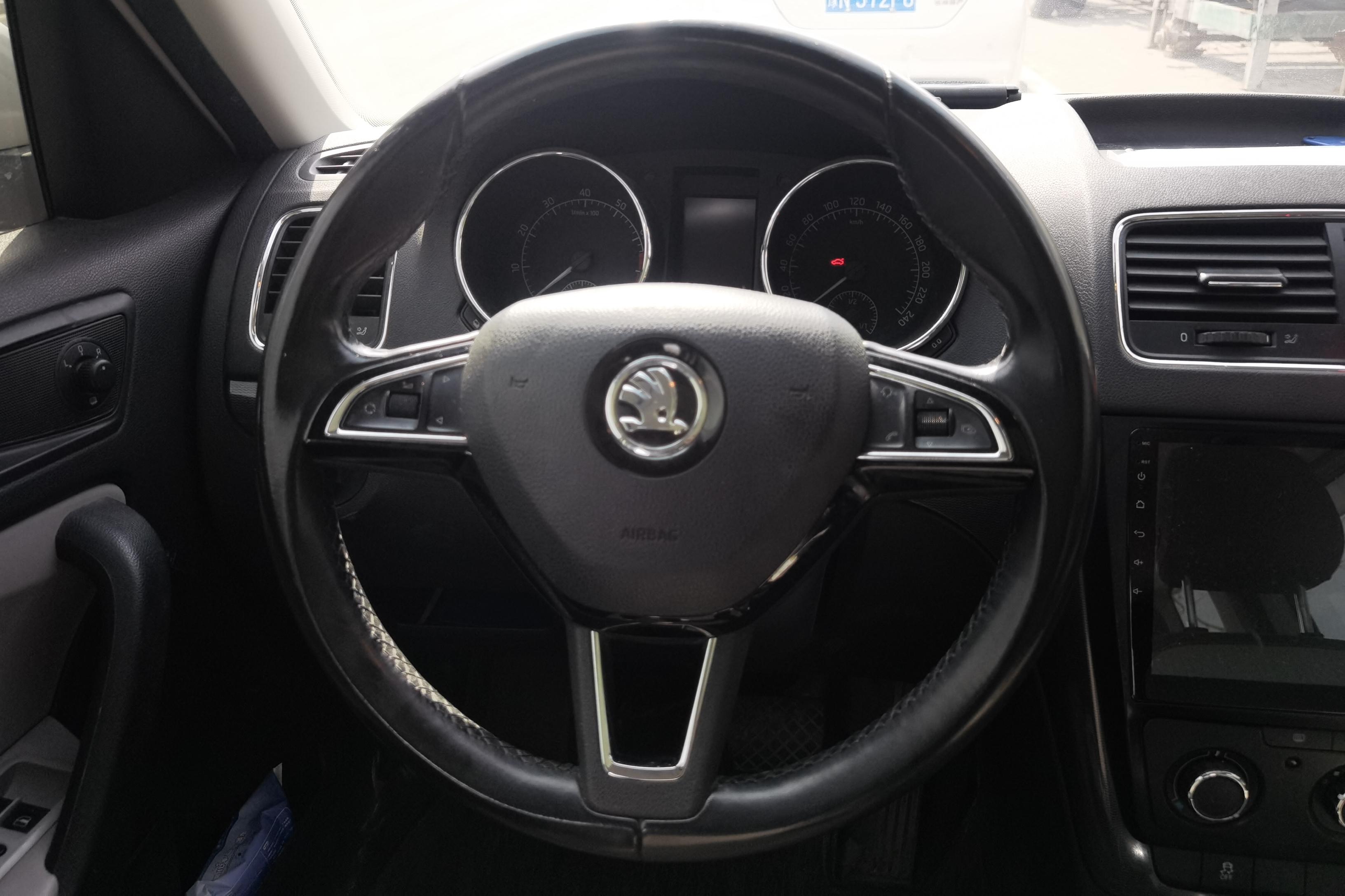 Skoda Yeti 2018 car image #19