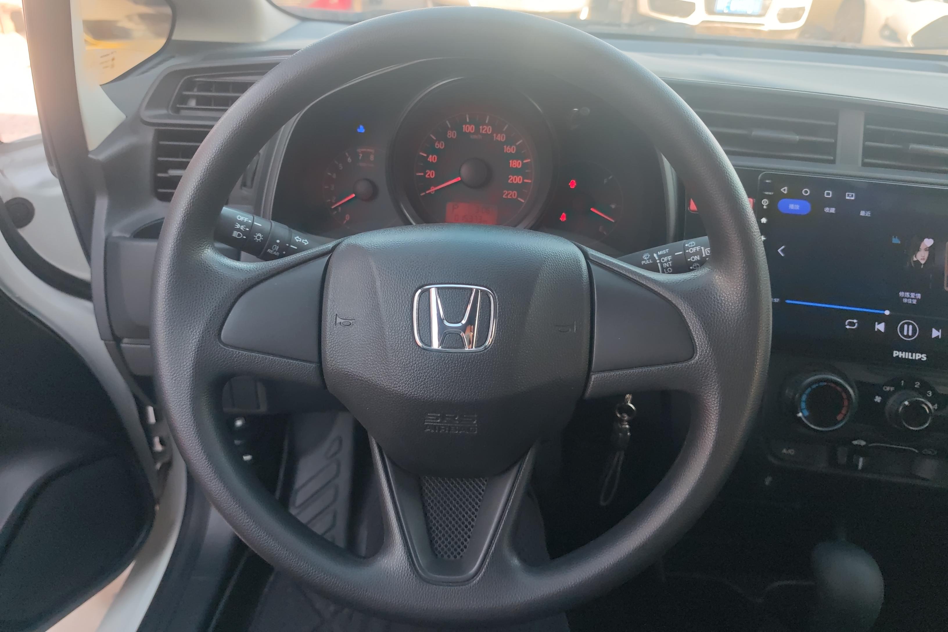 Honda Fit 2015 #19 Honda Fit 2015 car image #19