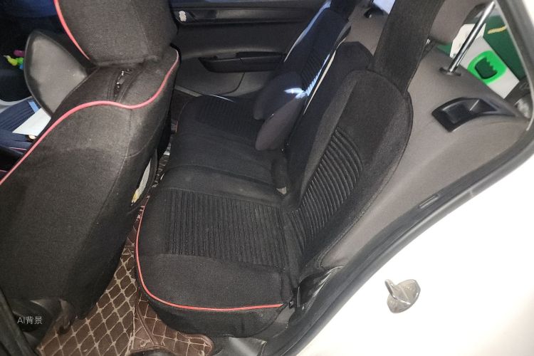 Skoda Fabia 2017 immagine di auto #19