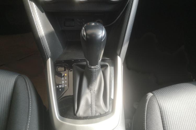 Mazda CX-3 2019 car image #19