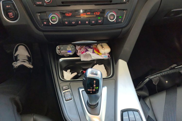 BMW 3 Series (Imported) 2016 #19 BMW 3 Series (Imported) 2016 imagen de coche #19