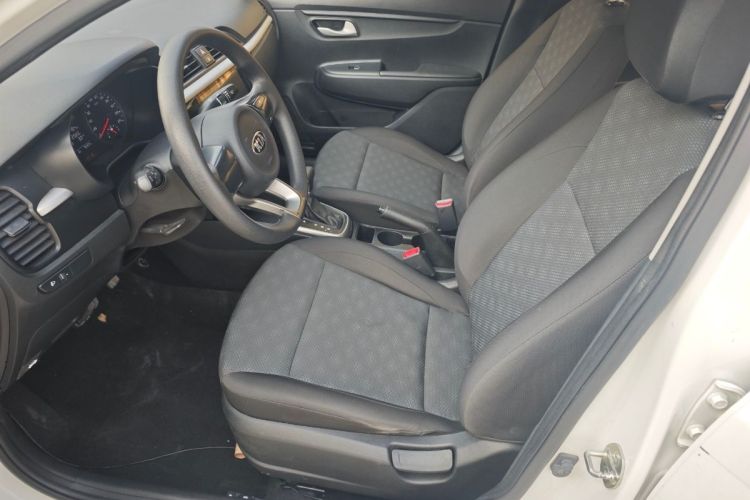 起亚 起亚K2 2017 汽车图片 #19