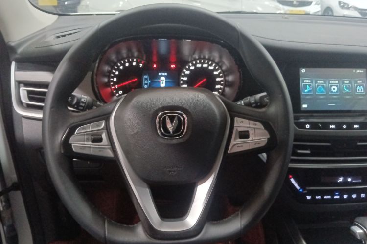 Changan CS35 Plus 2020 изображение автомобиля #19