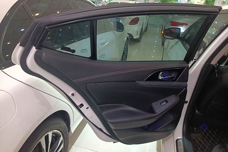 日产 西玛 2018 汽车图片 #19