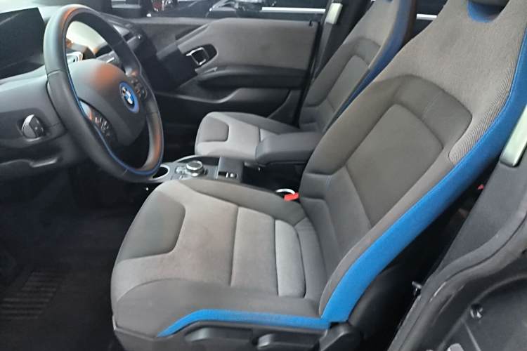 BMW i3 (Imported) 2018 immagine di auto #19