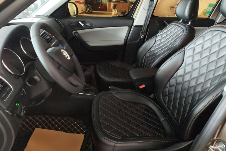 Skoda Yeti (Imported) 2019 car image #19