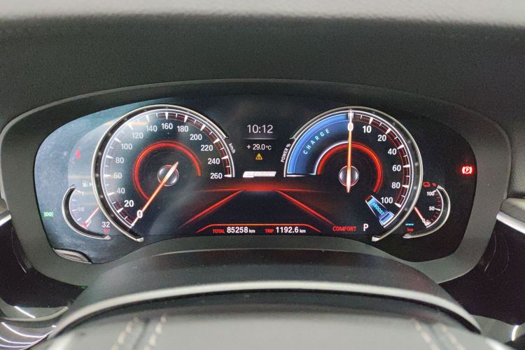 BMW 5 Series New Energy 2018 car image #19