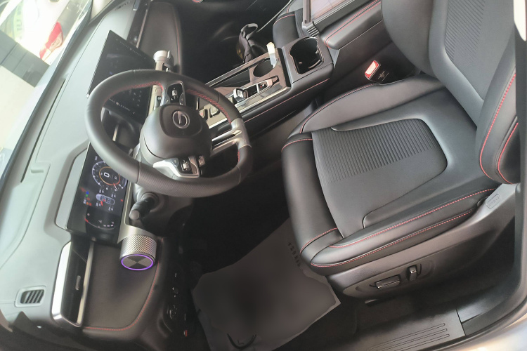 GAC Trumpchi Emkoo 2023 #19 GAC Trumpchi Emkoo 2023 car image #19