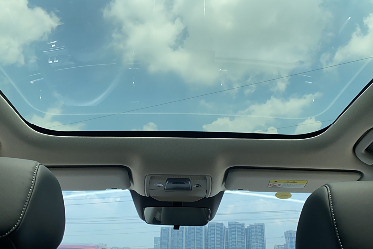 BYD Sea Lion 05 EV 2025 car image #19