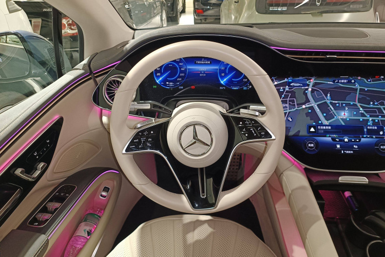 Mercedes-Benz EQS Class 2021 car image #19