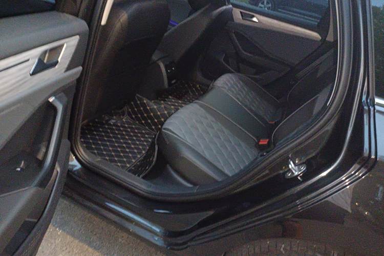 Volkswagen Sagitar 2024 #19 Volkswagen Sagitar 2024 immagine di auto #19