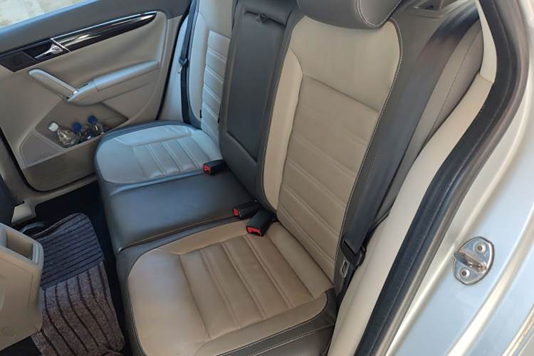Volkswagen Gran Lavida 2013 #19 Volkswagen Gran Lavida 2013 immagine di auto #19