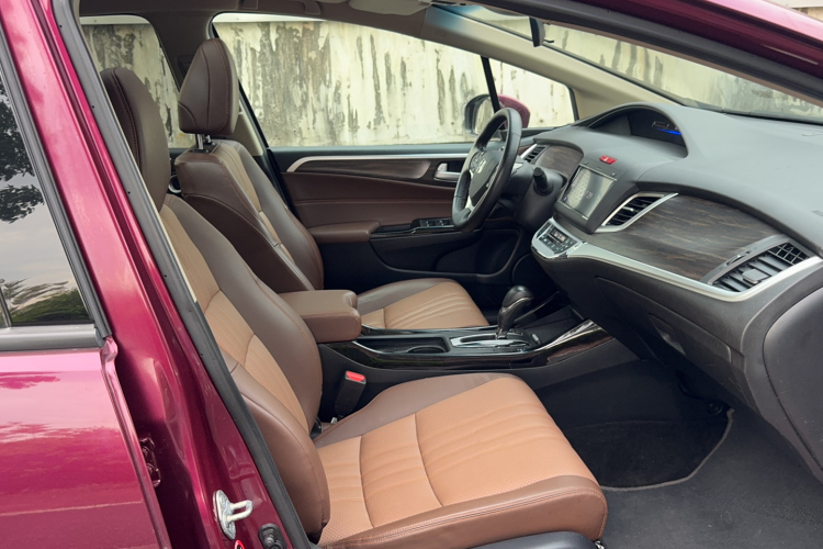 Honda Jade 2017 car image #19